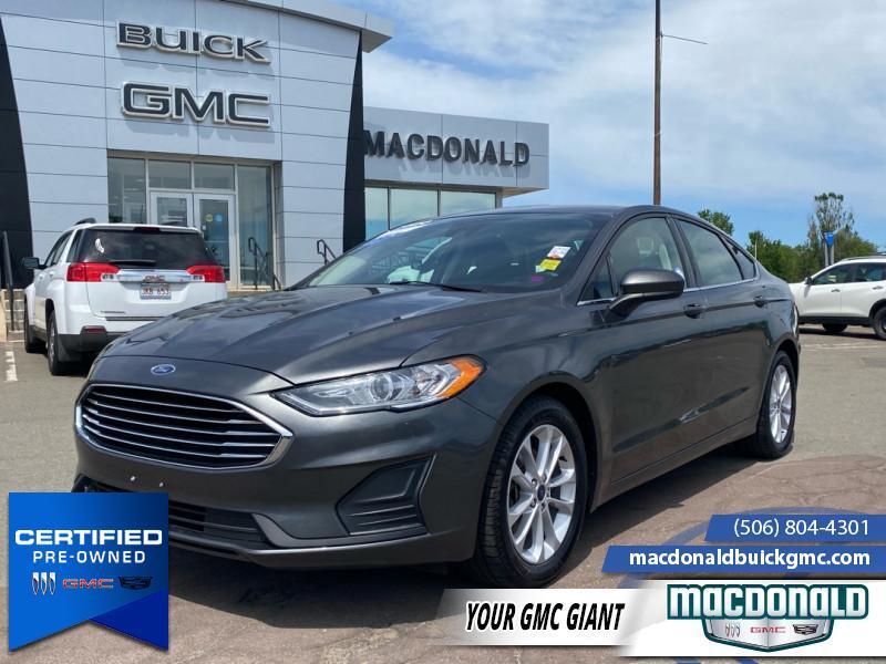 2020 Ford Fusion SE  - Certified - Navigation - $179 B/W
