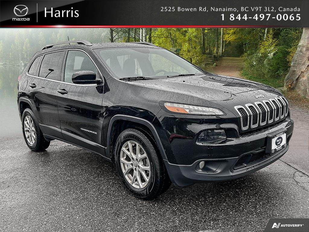 2016 Jeep Cherokee North ACCIDENT FREE / SERVICE RECORDS / 4X4!!