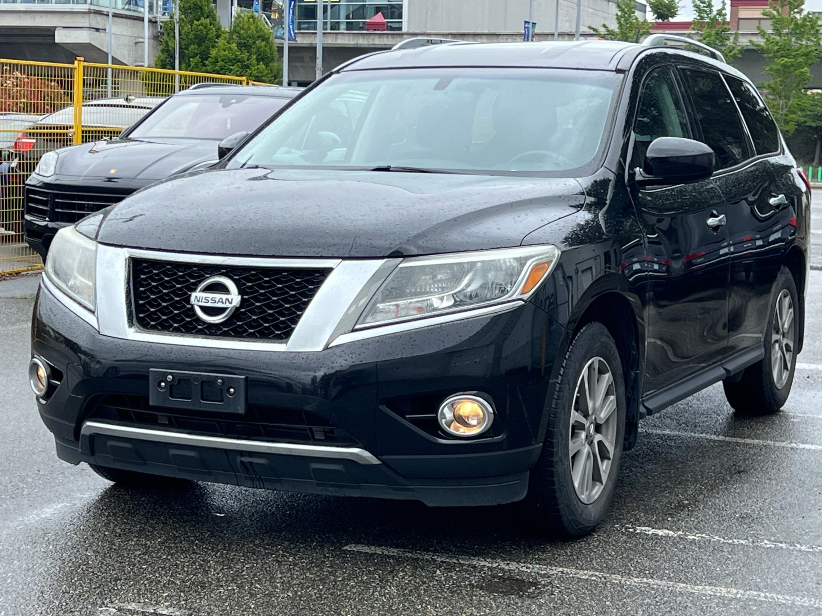 2014 Nissan Pathfinder 4WD 4dr S/ BC LOCAL CAR/ GOOD CONDITION