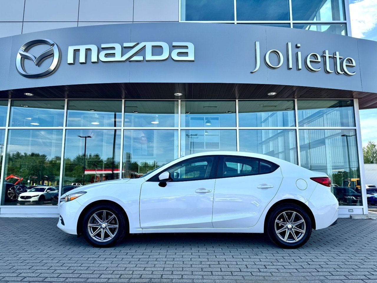 2018 Mazda Mazda3 GX Automatique | Air climatisée | Bluetooth