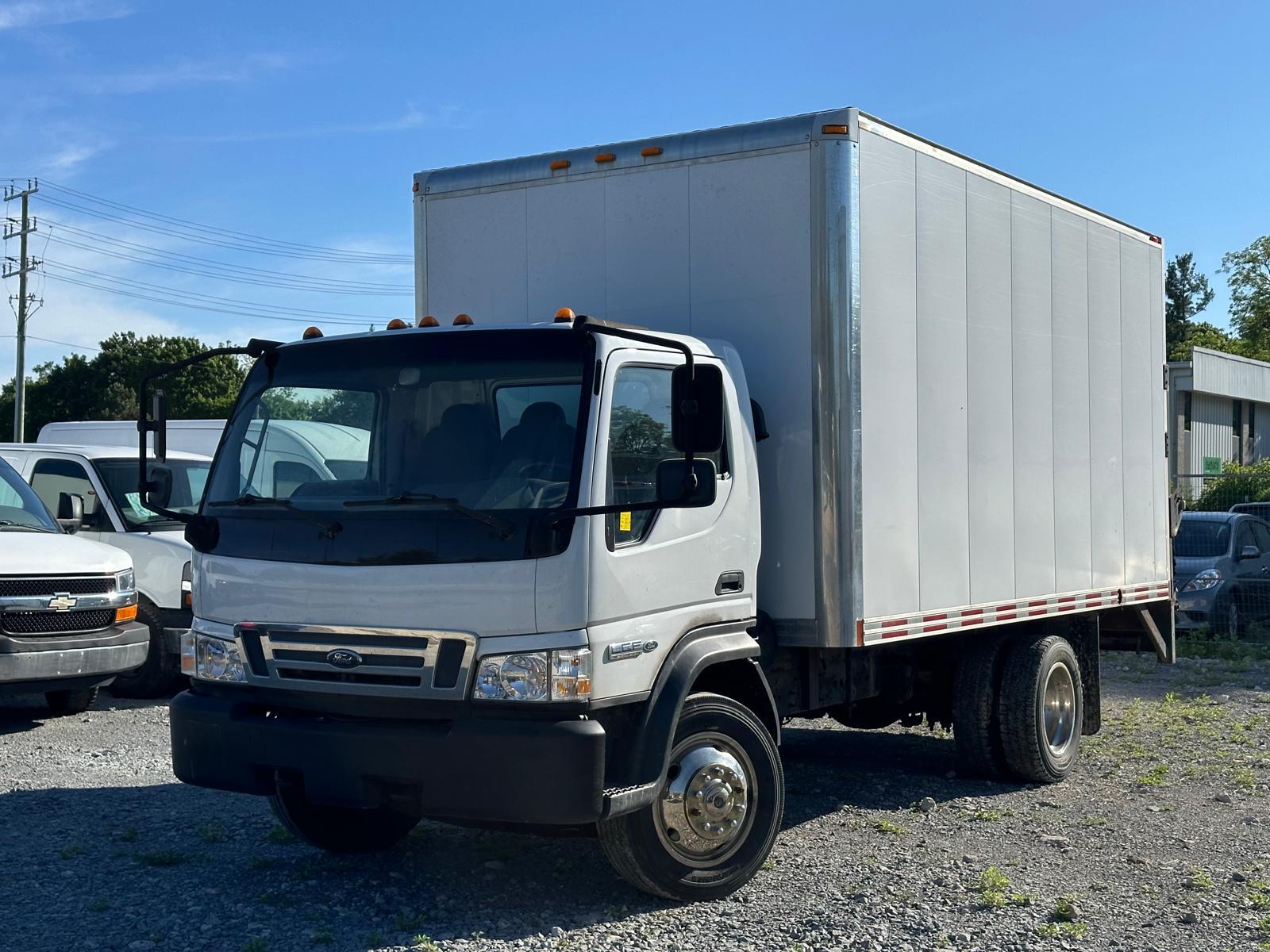 2007 Ford LCF Low Cab
