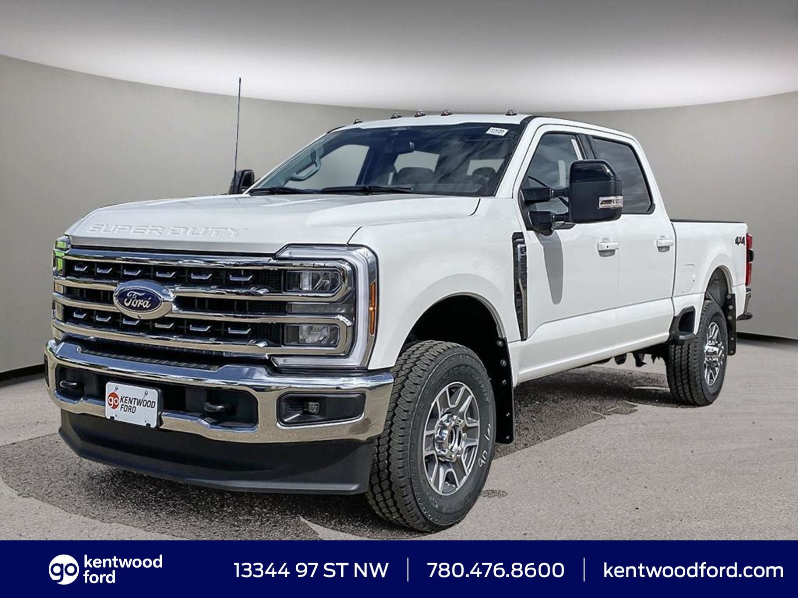 2024 Ford F-250 Lariat | 7.3l gas | Upfitter | Roof Clearance Ligh