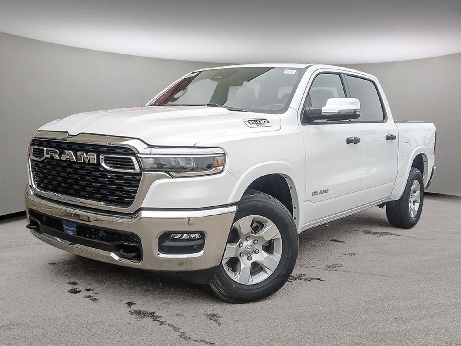 2025 Ram 1500  BIG HORN IN BRIGHT WHITE EQUIPPED WITH A 3.0L HUR