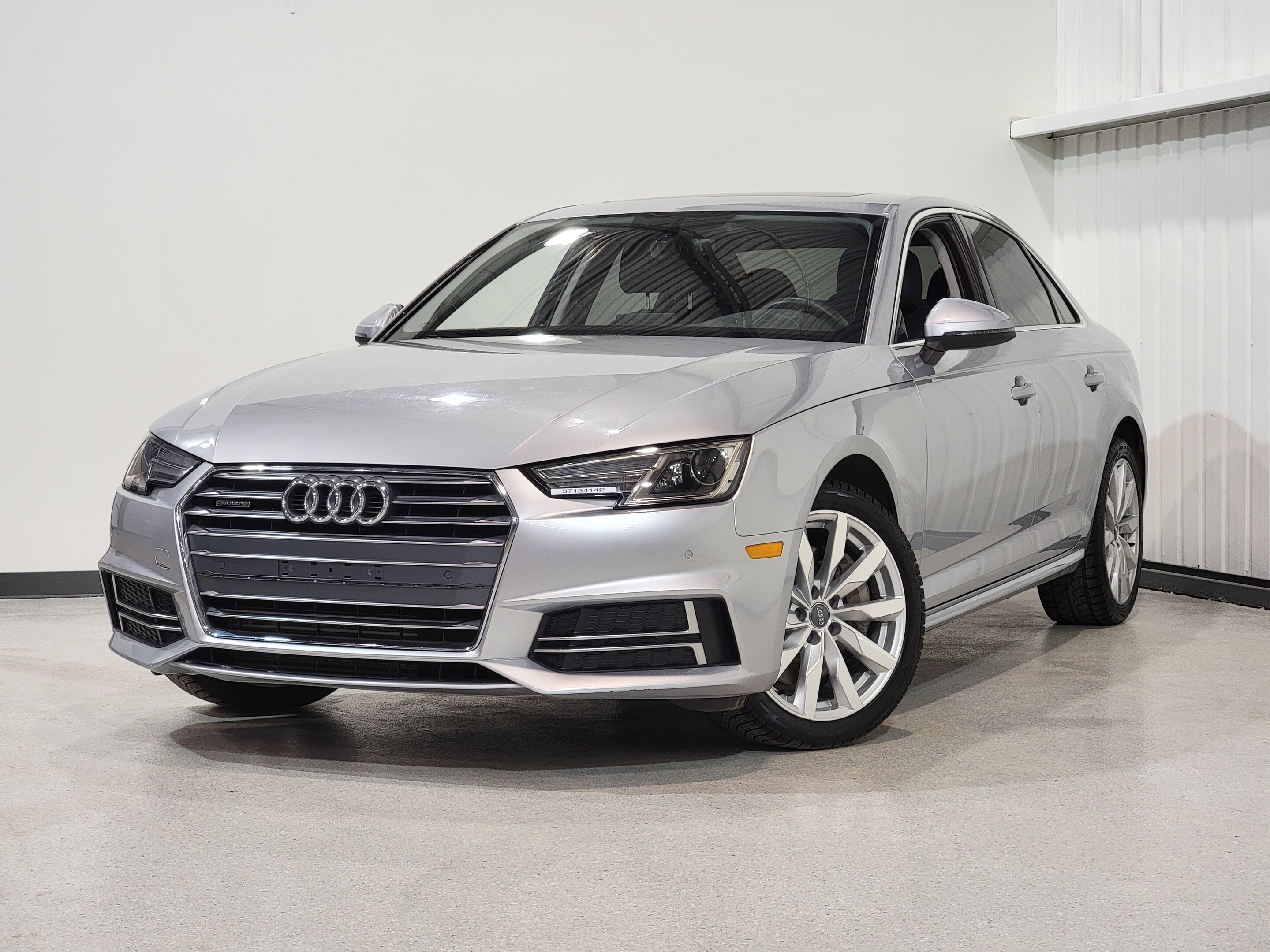 2018 Audi A4 Automatique , AWD , Volant et sièges chauffants