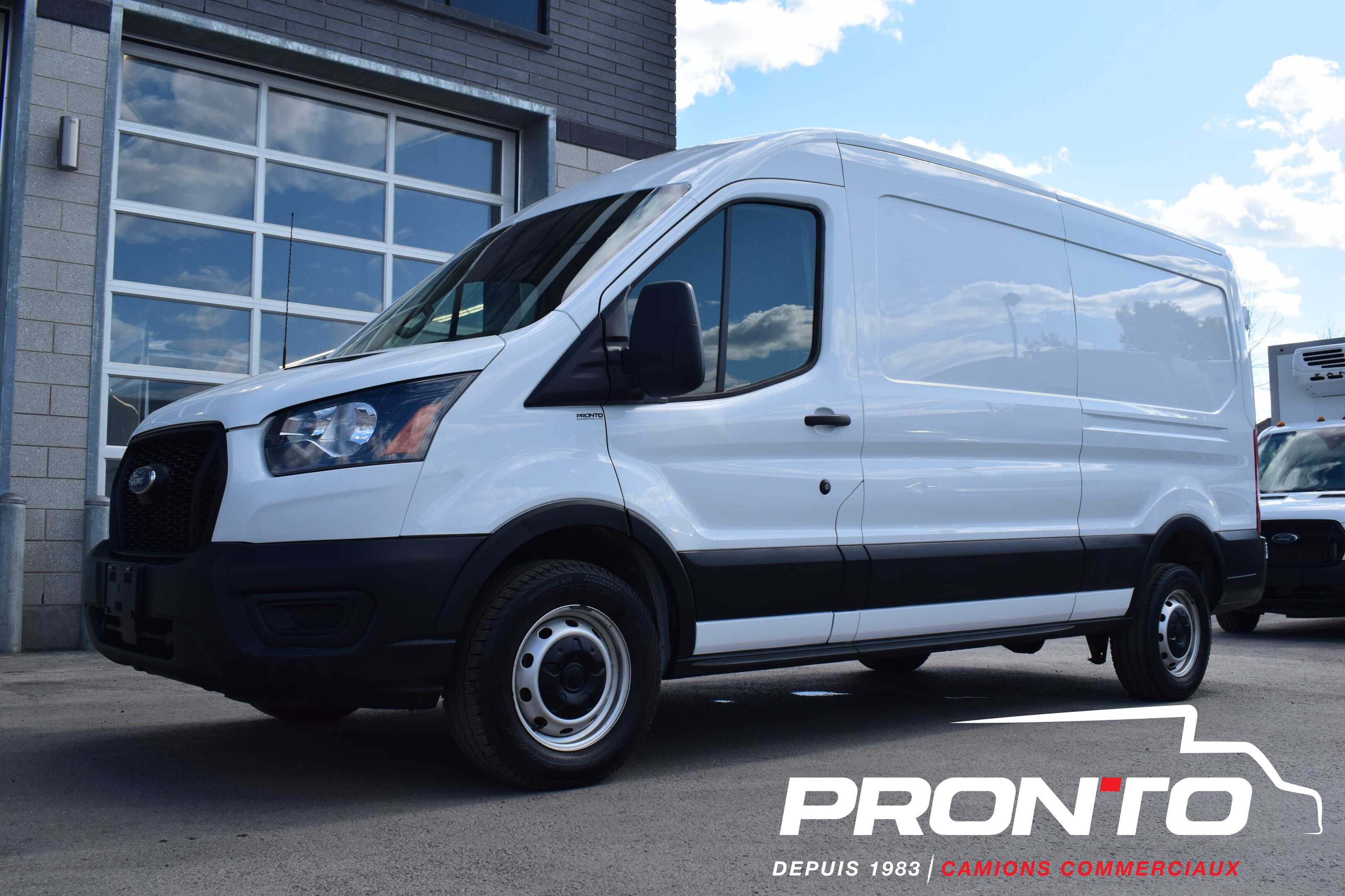 2022 Ford Transit Cargo Van T-250 148WB ** Med Roof ** Bluetooth ** Cruise **