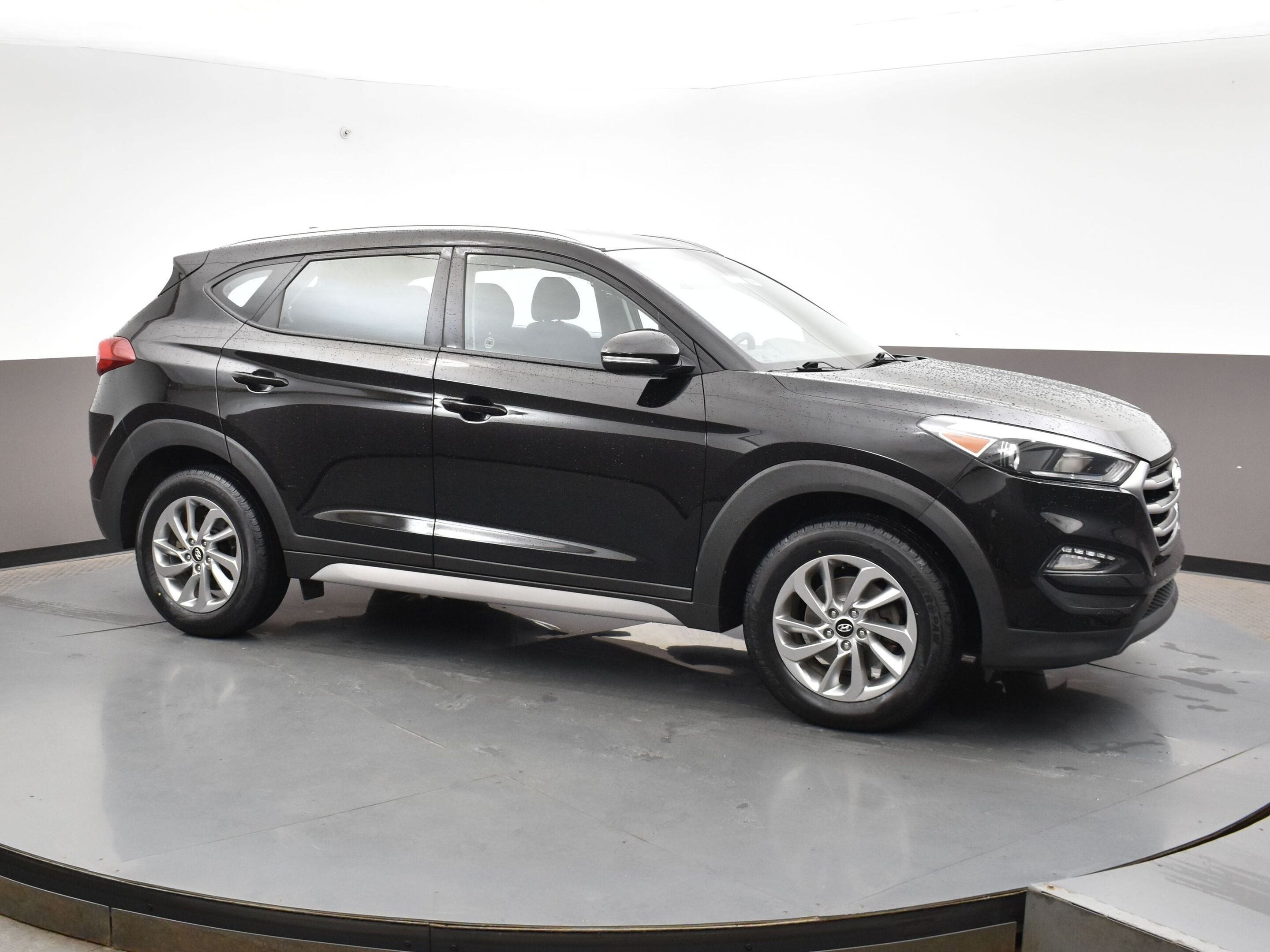 2018 Hyundai Tucson One Owner & Fully Certified ******Remaining Factor