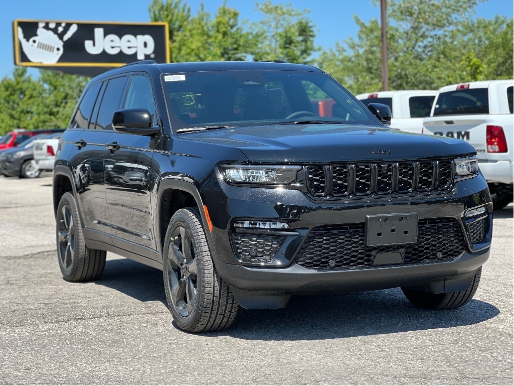 2024 Jeep Grand Cherokee Limited w/Sunroof, Luxury, Black App, Alpine Spkr
