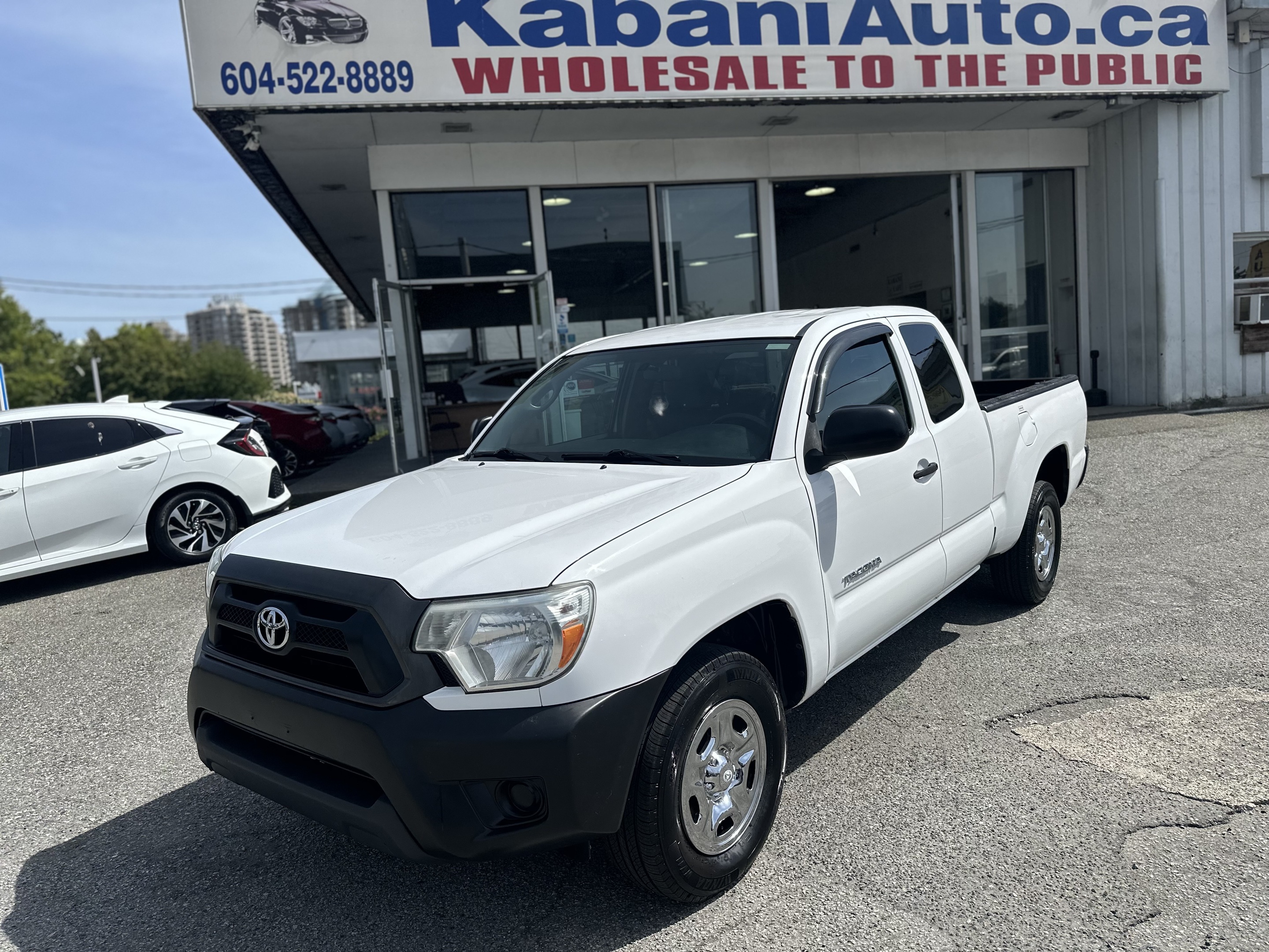 2013 Toyota Tacoma  Access Cab 4 CYL.Auto ONLY 71, 000KM 