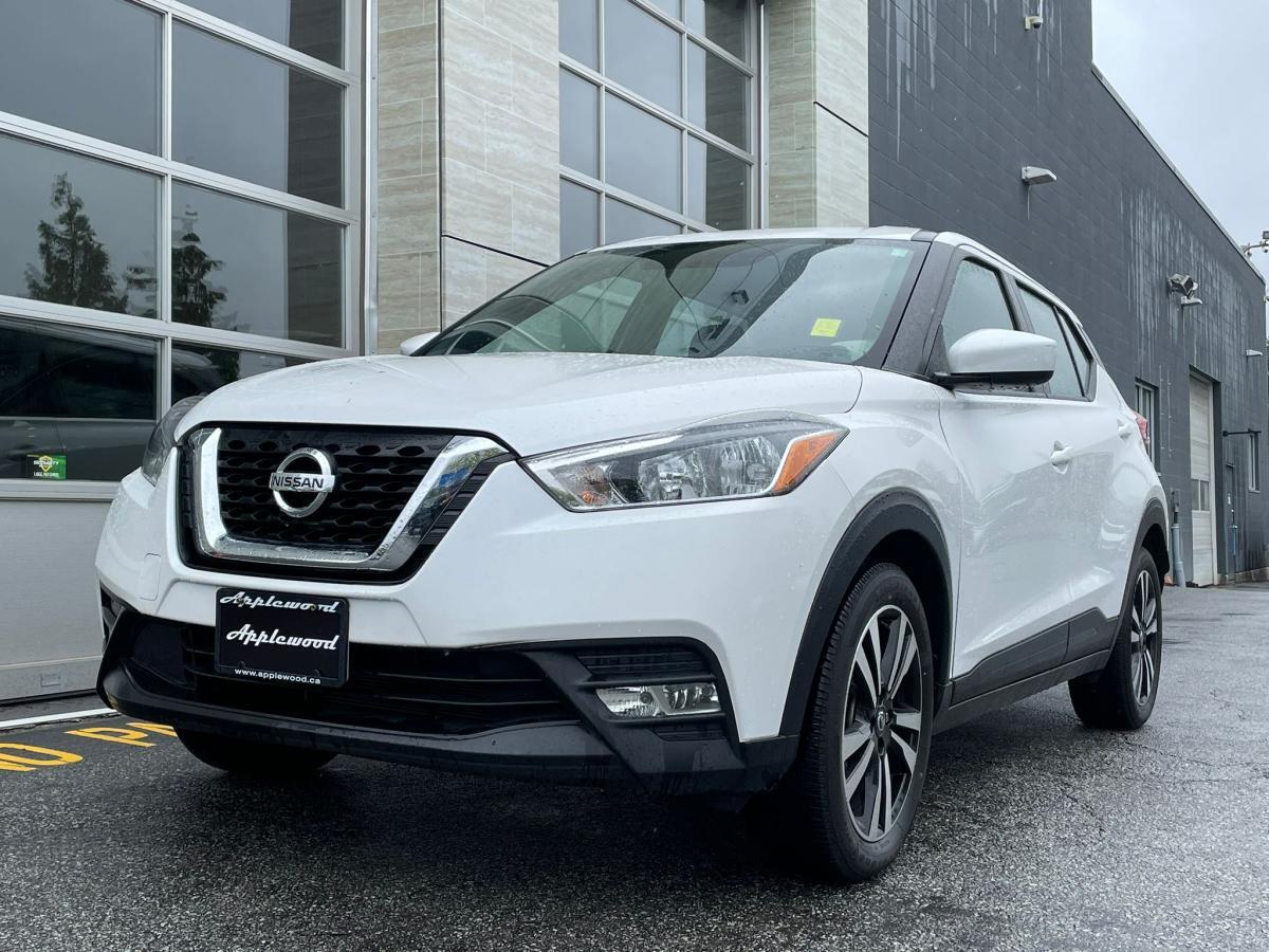 2019 Nissan Kicks SV - 1 Yr FREE Oil Change, No Accident, One Owner!