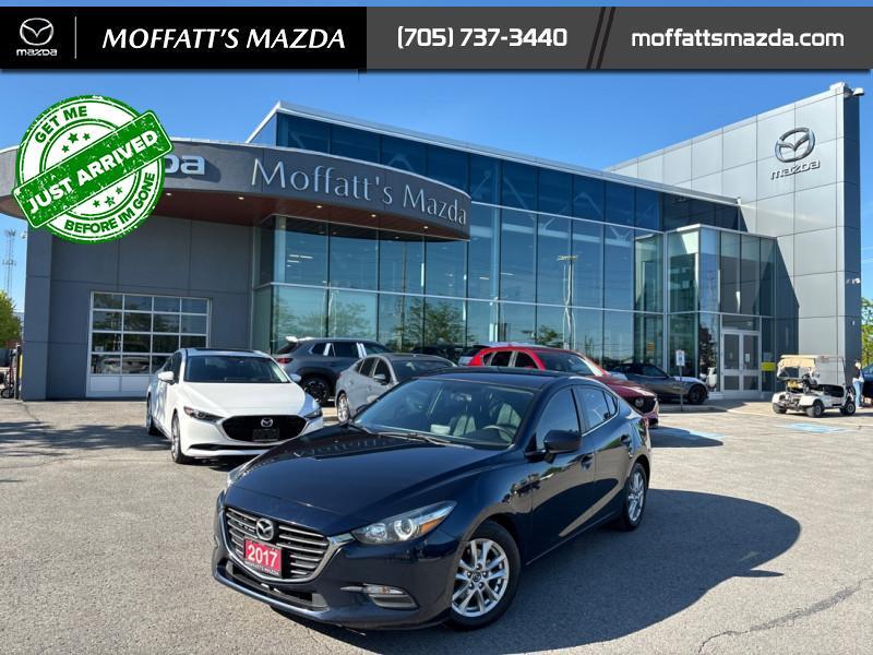 2017 Mazda Mazda3 SE  Heated Seats!