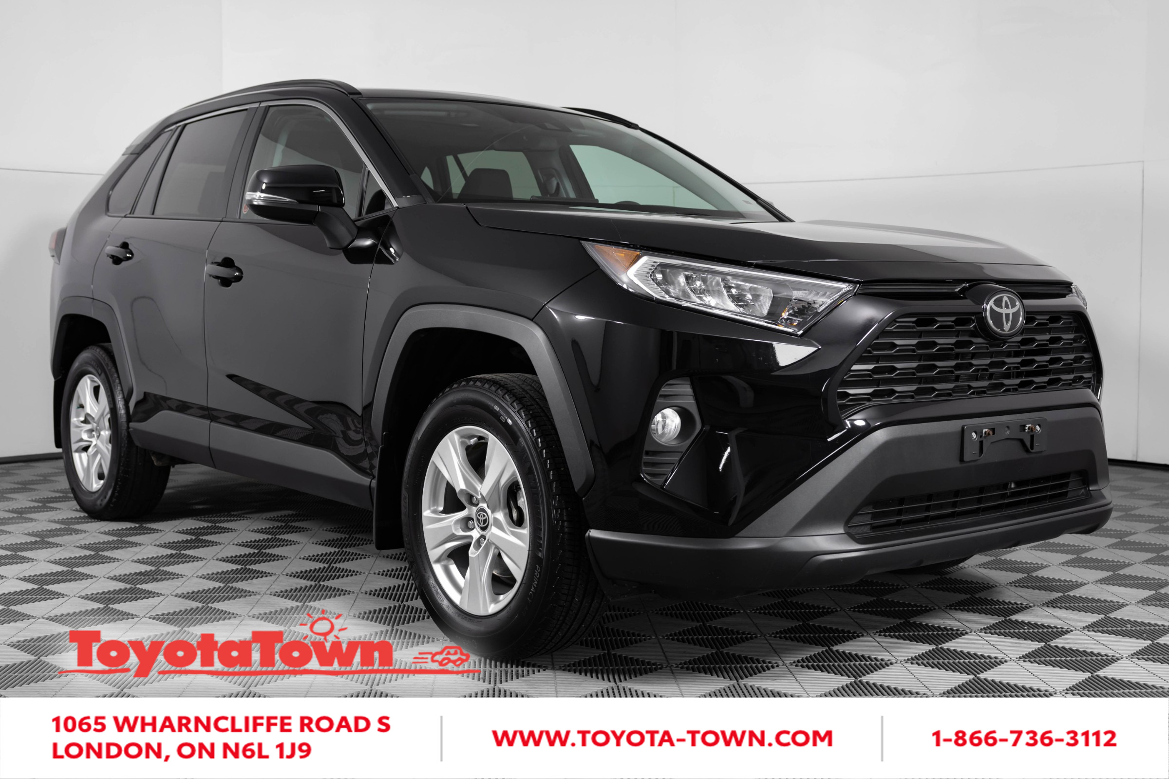 2021 Toyota RAV4 XLE! CERTIFIED PRE OWNED! SINGLE OWNER!