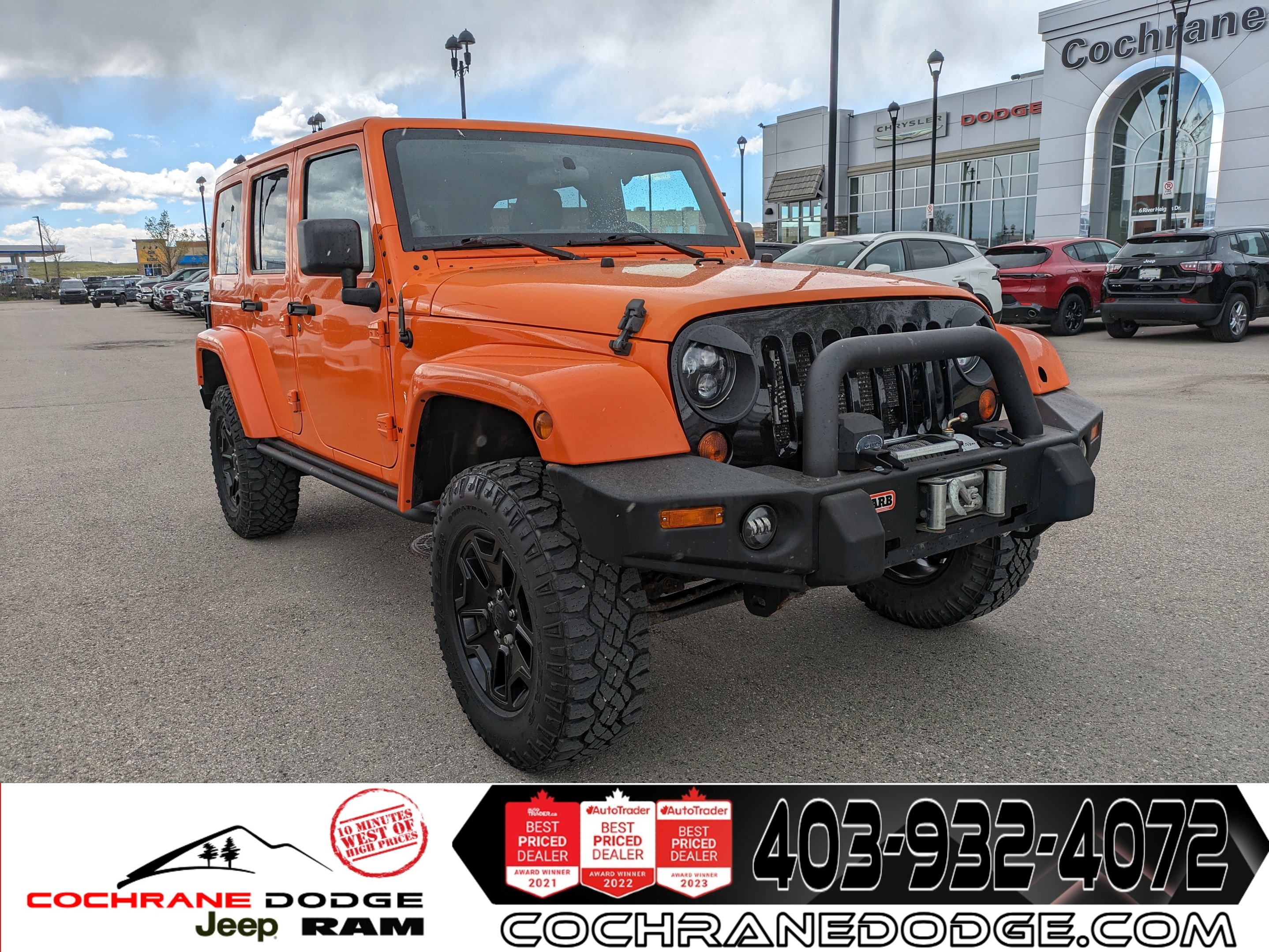 2012 Jeep WRANGLER UNLIMITED Sahara 4DR Auto with Leather!