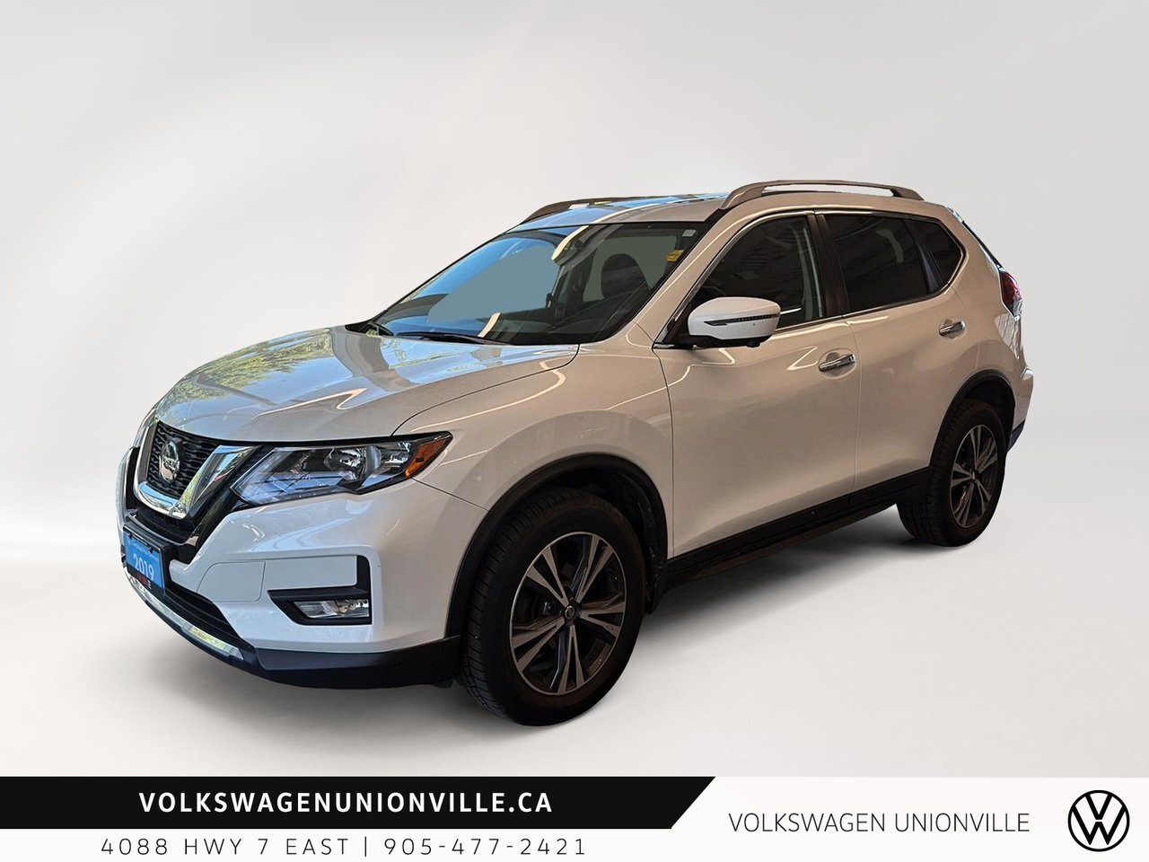 2019 Nissan Rogue Nissan Rogue SV AWD Power Roof Navigation 1 owner