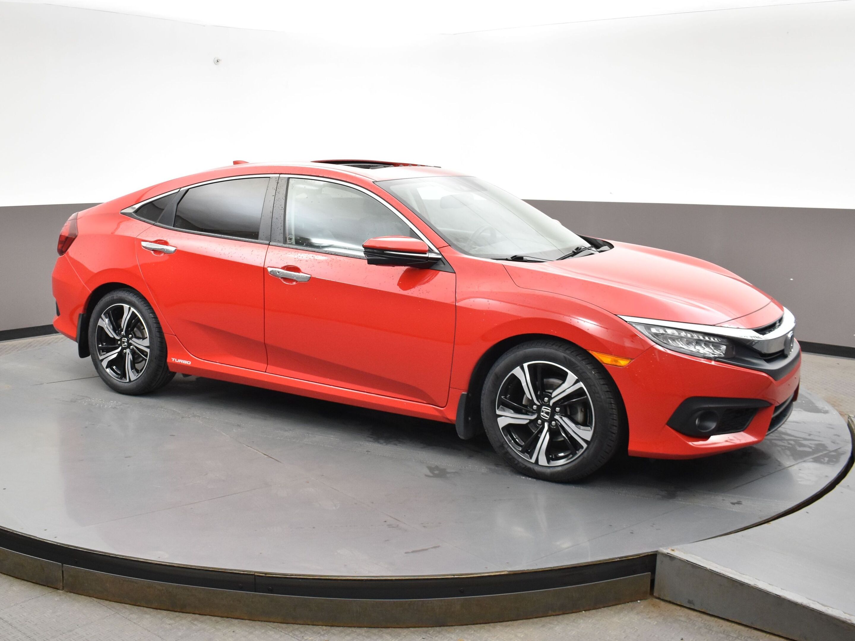 2018 Honda Civic TOURING LOW KMS LEATHER INTERIOR