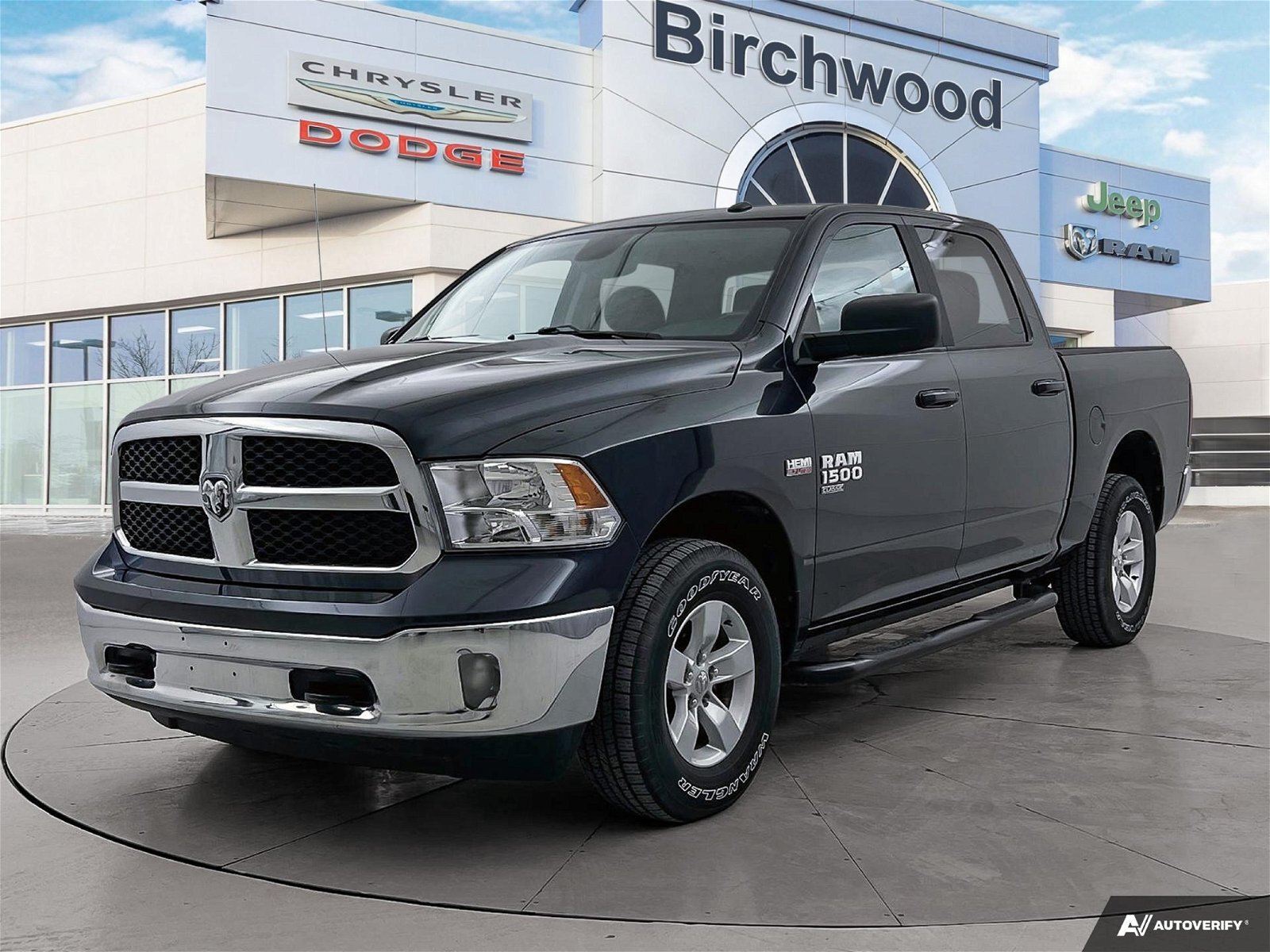 2021 Ram 1500 Classic SLT No Accidents | 1 Owner | Remote Start |