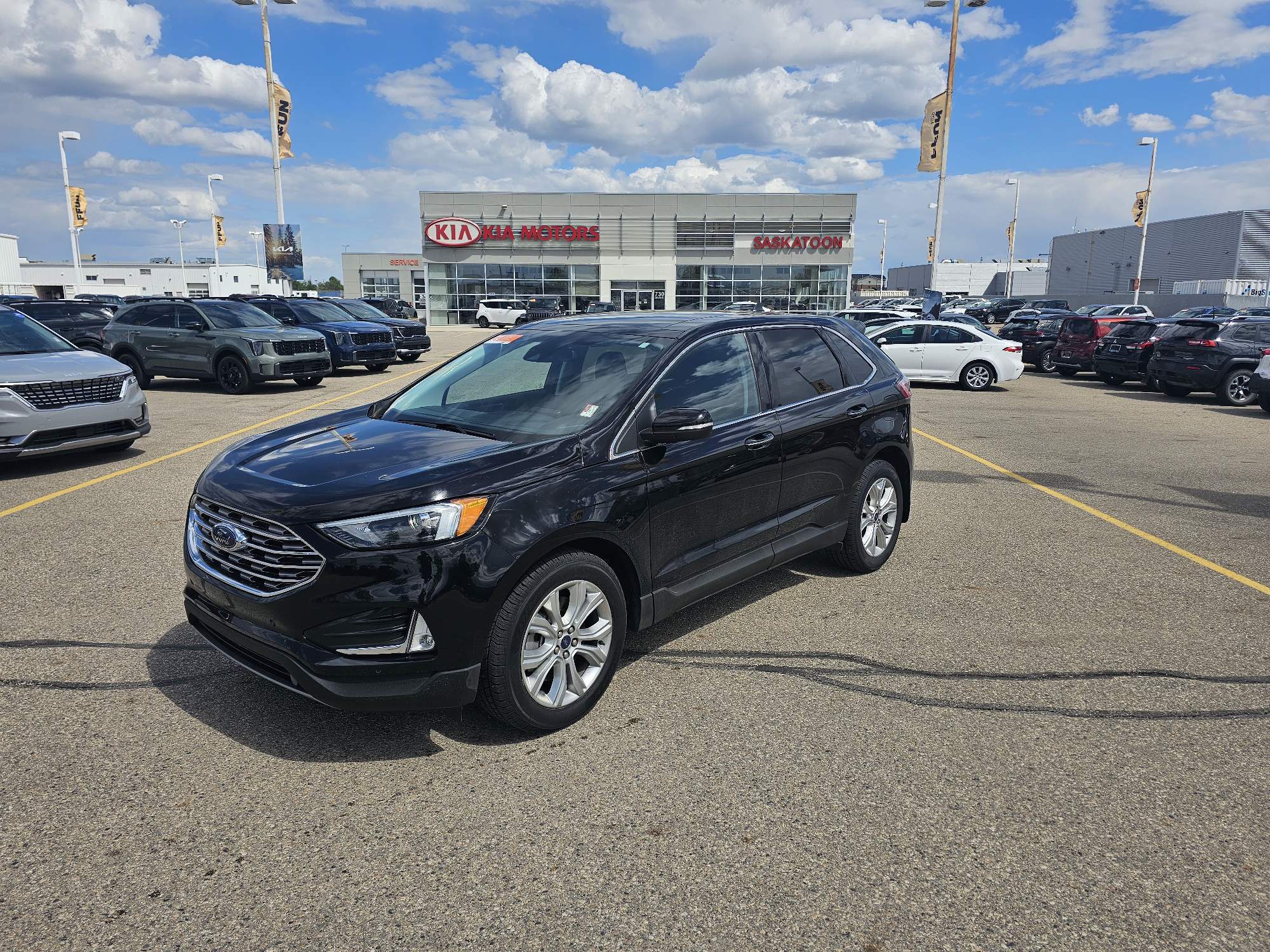 2022 Ford Edge Titanium, ACCIDENT FREE, FULLY LOADED! 