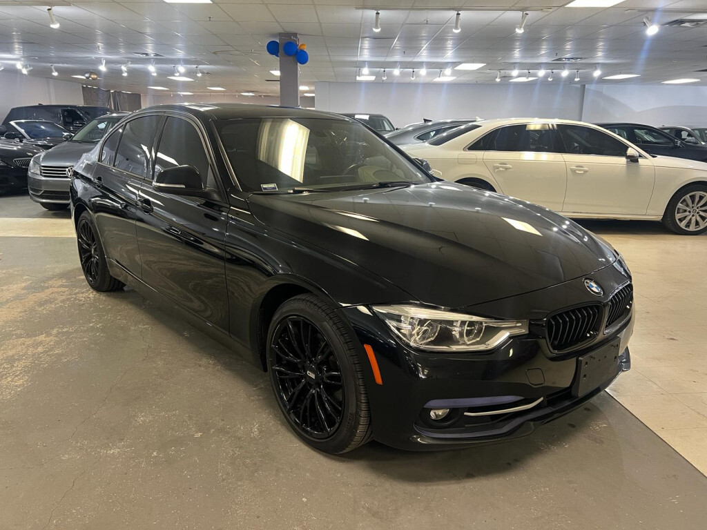 2018 BMW 330I xDrive 4dr| Clean Carfax| Biweekly - $255 OAC