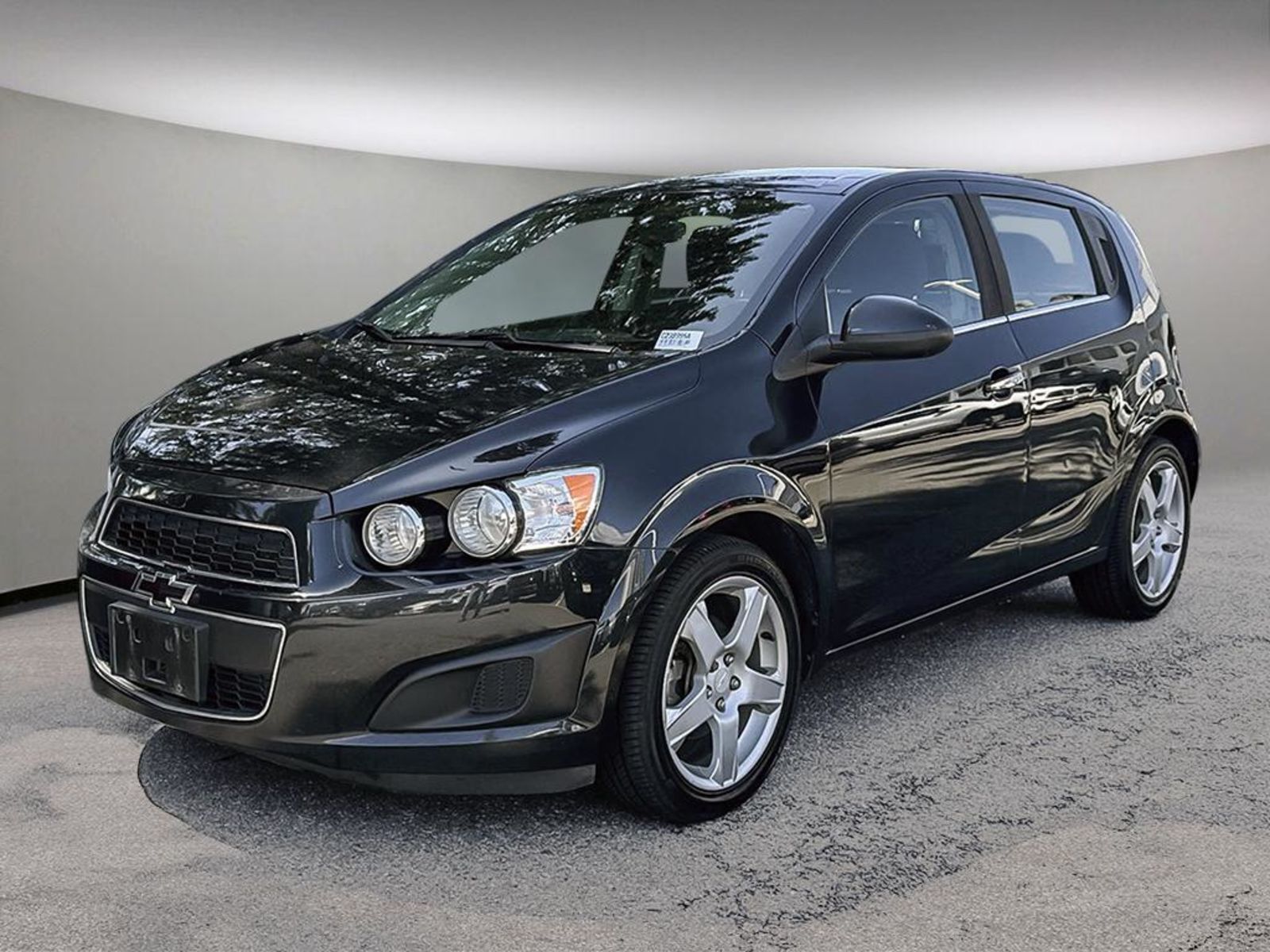 2014 Chevrolet Sonic LT - Manual / Cruise Control / No Extra Fees