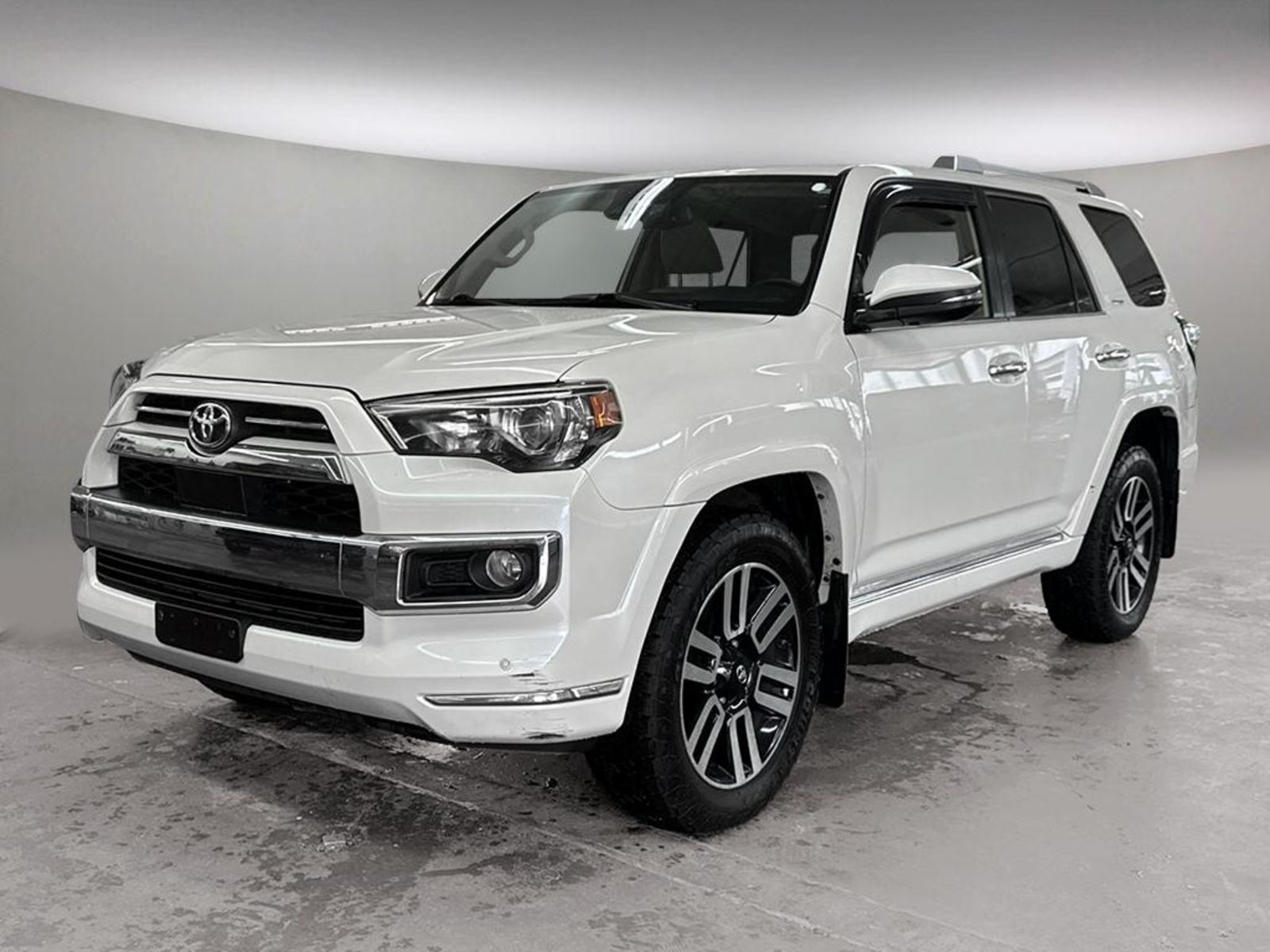2020 Toyota 4Runner Limited - 4WD / Leather / Sunroof / Nav / Rear Vie