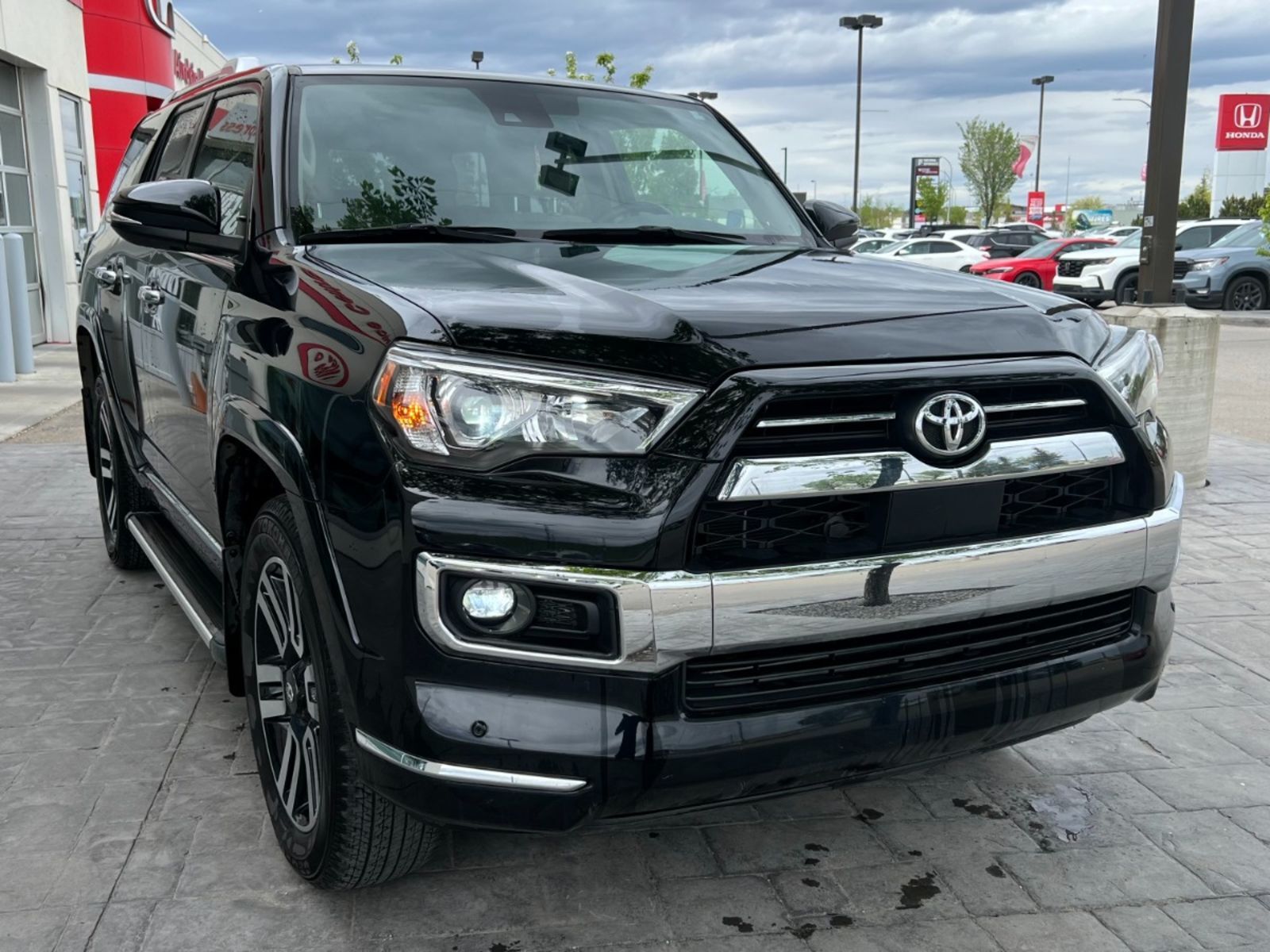 2021 Toyota 4Runner LIMITED: SUNROOF, LEAHTER, HEATED/VENTILATED SEATS