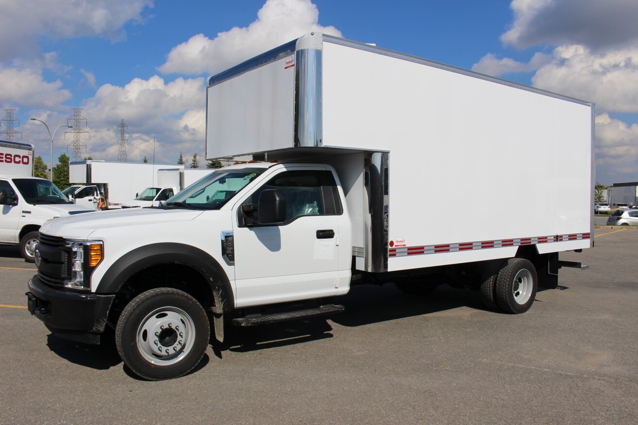 2022 Ford F-550 CUBE 18 PIEDS DIESEL *OVERCAB* 
