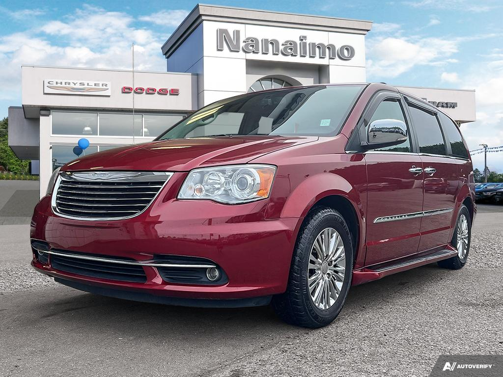 2011 Chrysler Town & Country LIMITED - Low Mileage