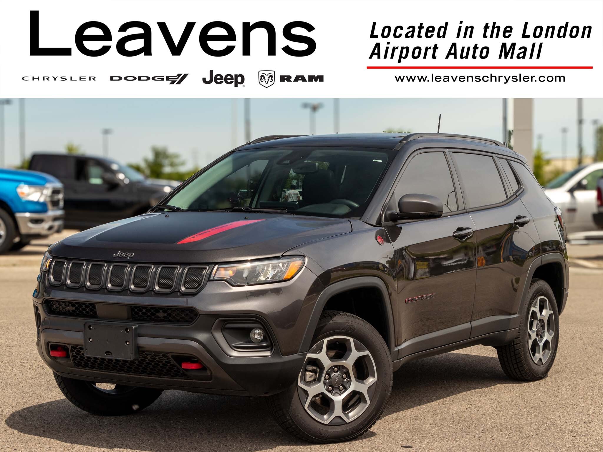 2022 Jeep Compass Trailhawk 4WD | Sunroof | Park Assists | Heated Se