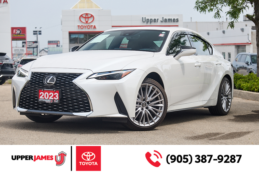 2023 Lexus IS Luxury, Navigation, ONLY 16057 Kms, Clean Carfax H
