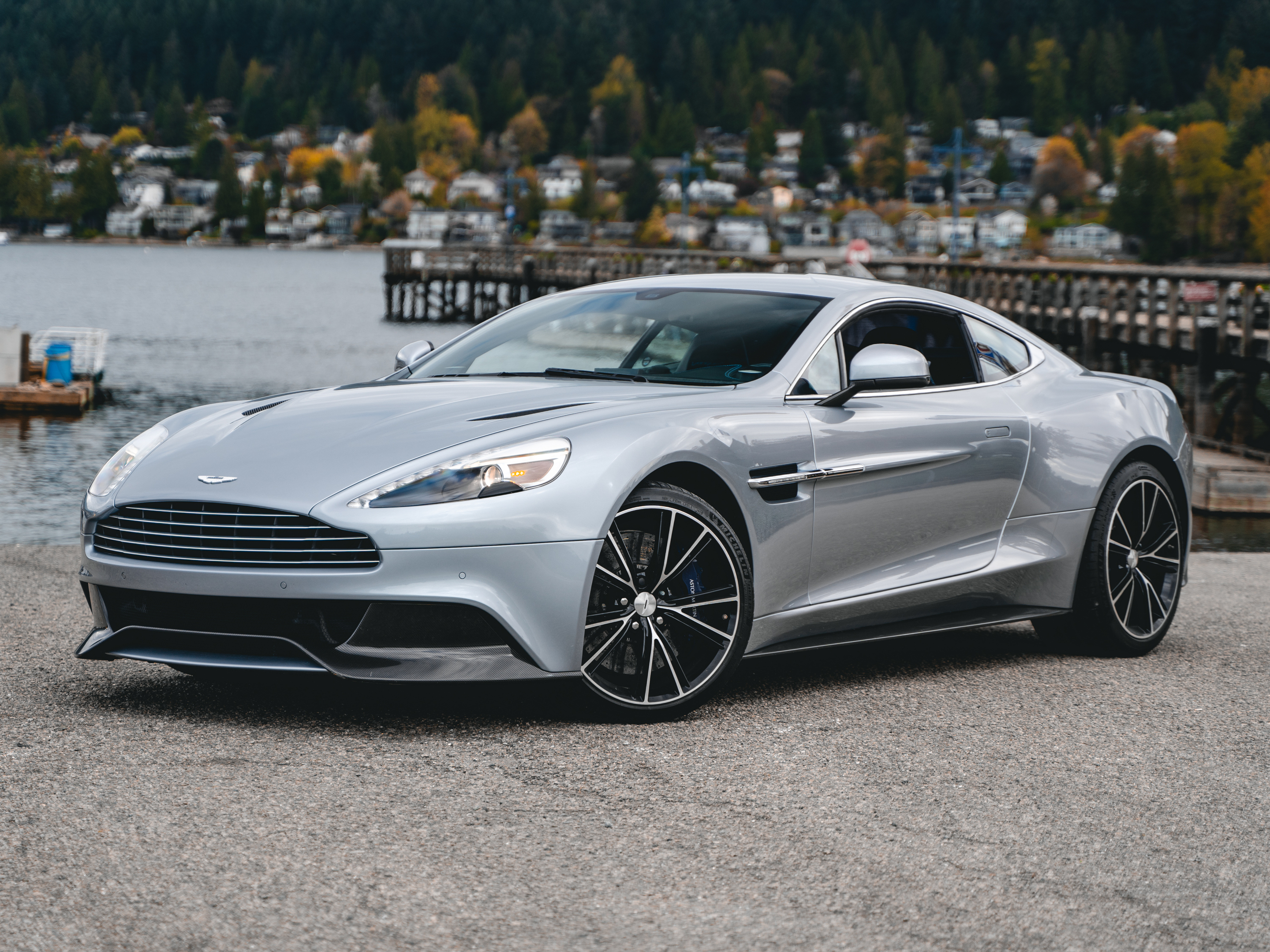 2014 Aston Martin Vanquish 2dr Cpe