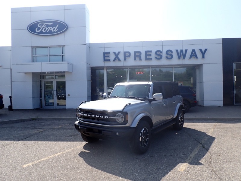 2023 Ford Bronco Outer Banks - 4Door