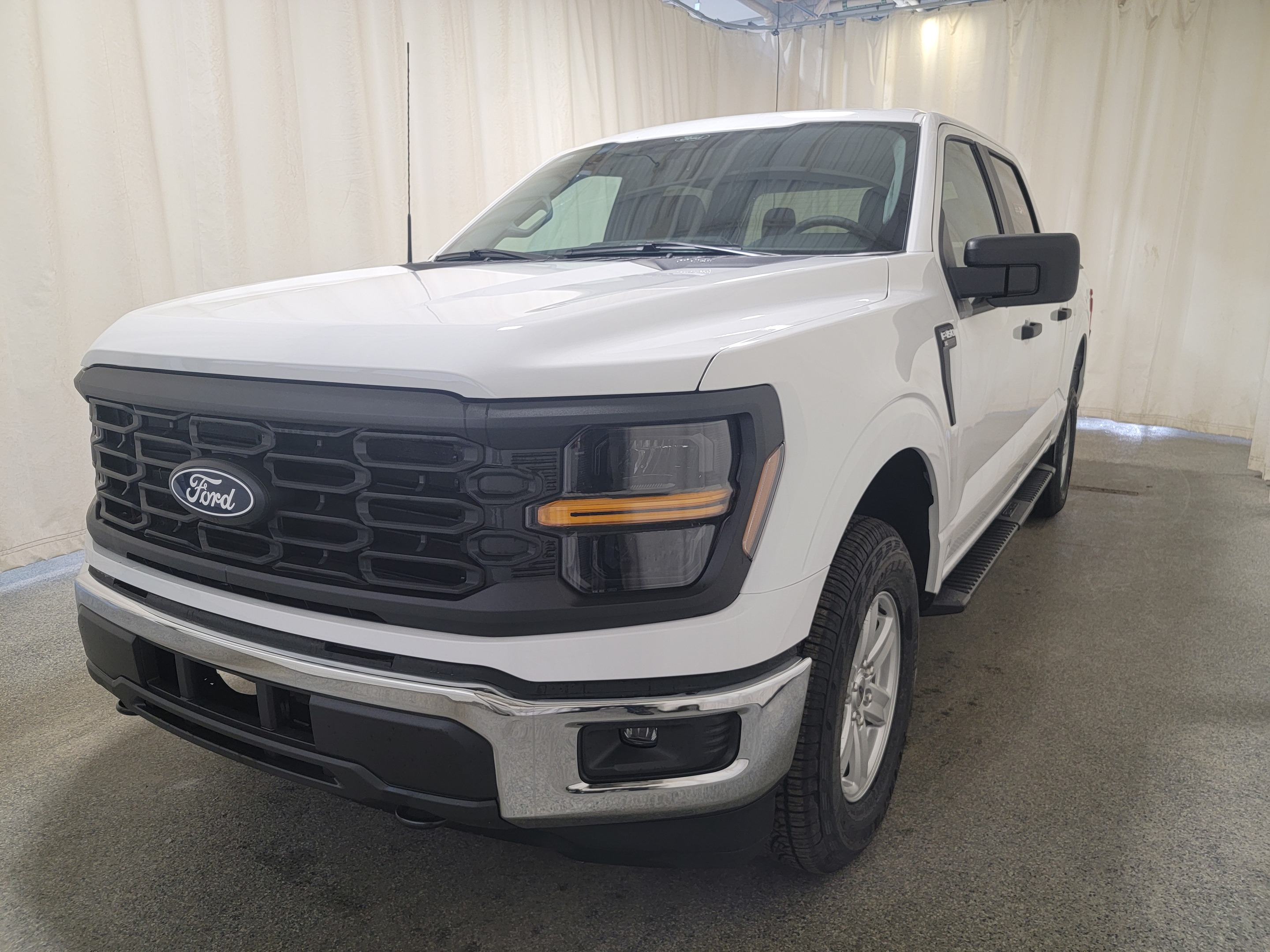 2024 Ford F-150 XL W/ FX4 OFF ROAD PACKAGE