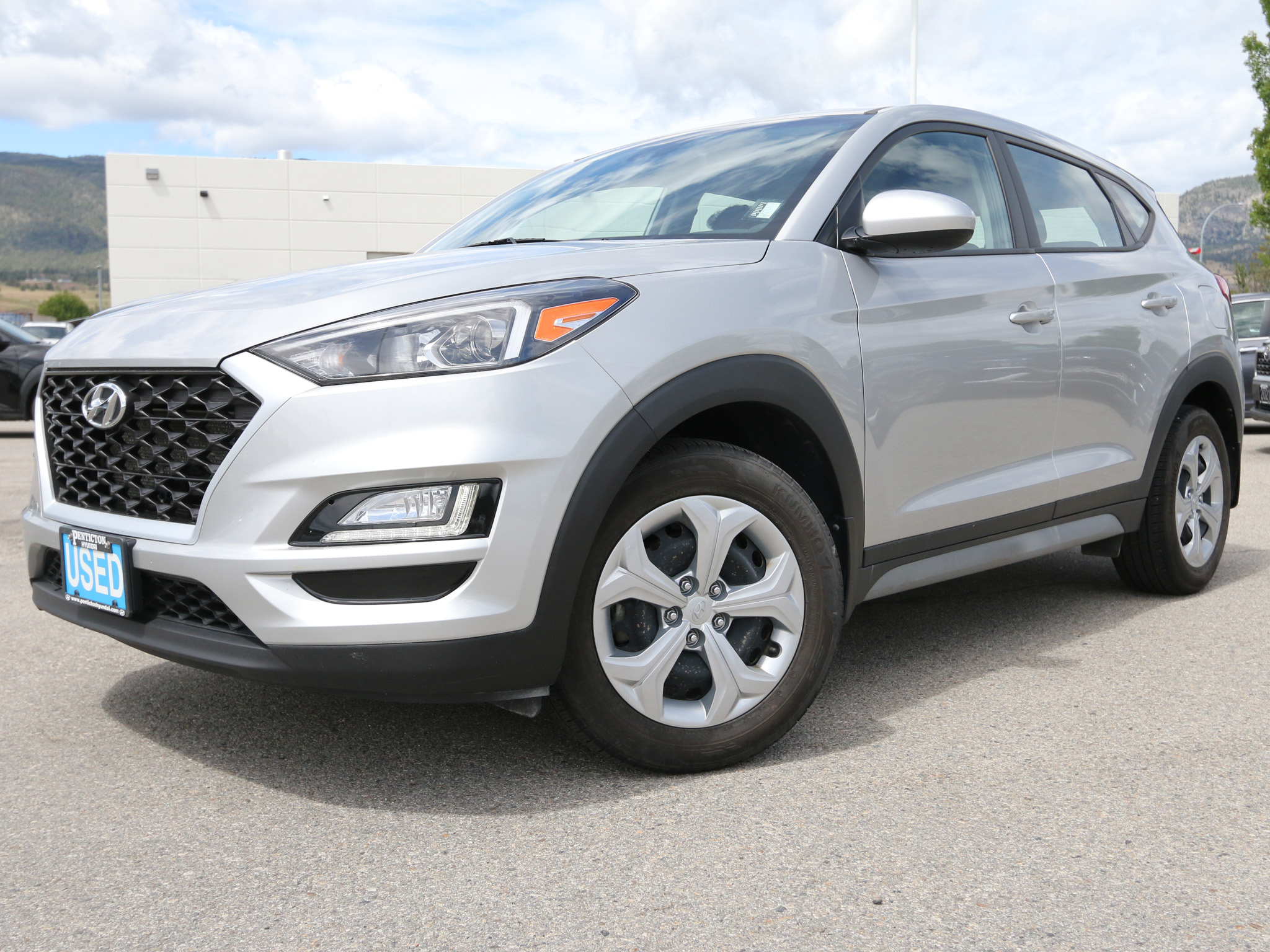 2021 Hyundai Tucson Essential - FWD - Brake Assist-Lane keeping Assist
