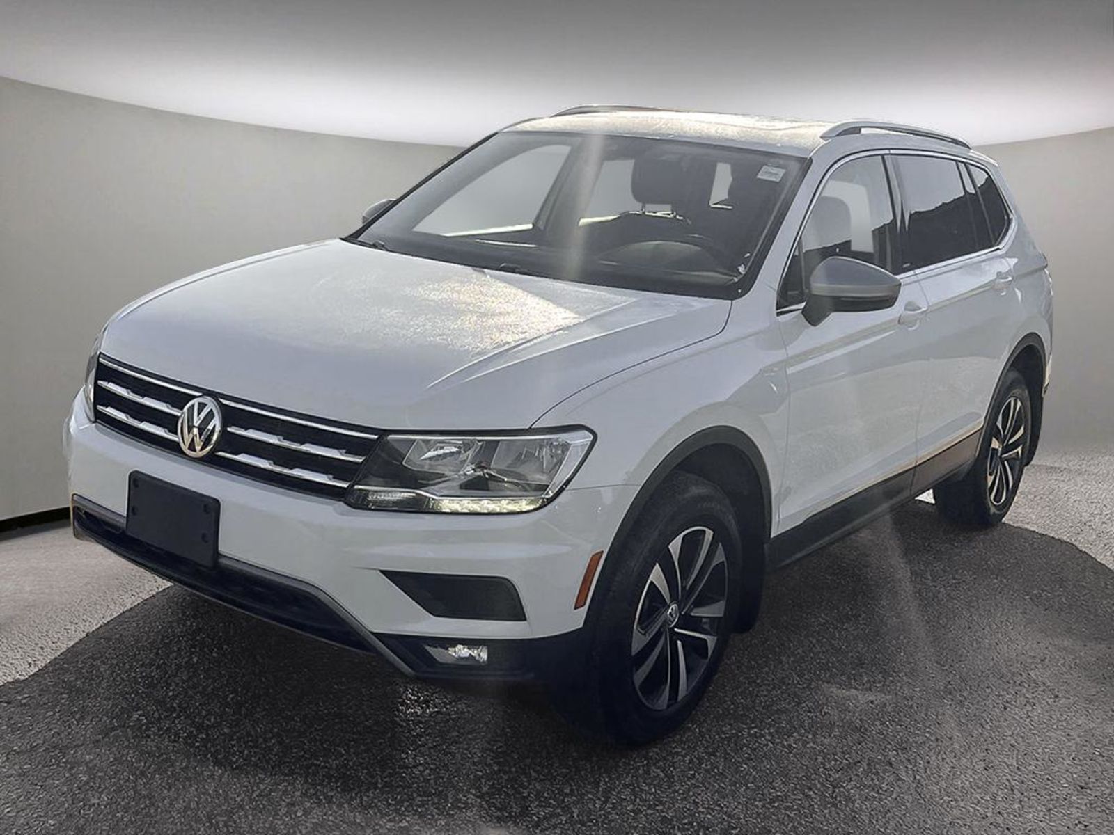 2020 Volkswagen Tiguan IQ Drive| Clean Carfax | Back-up Camera | Android 