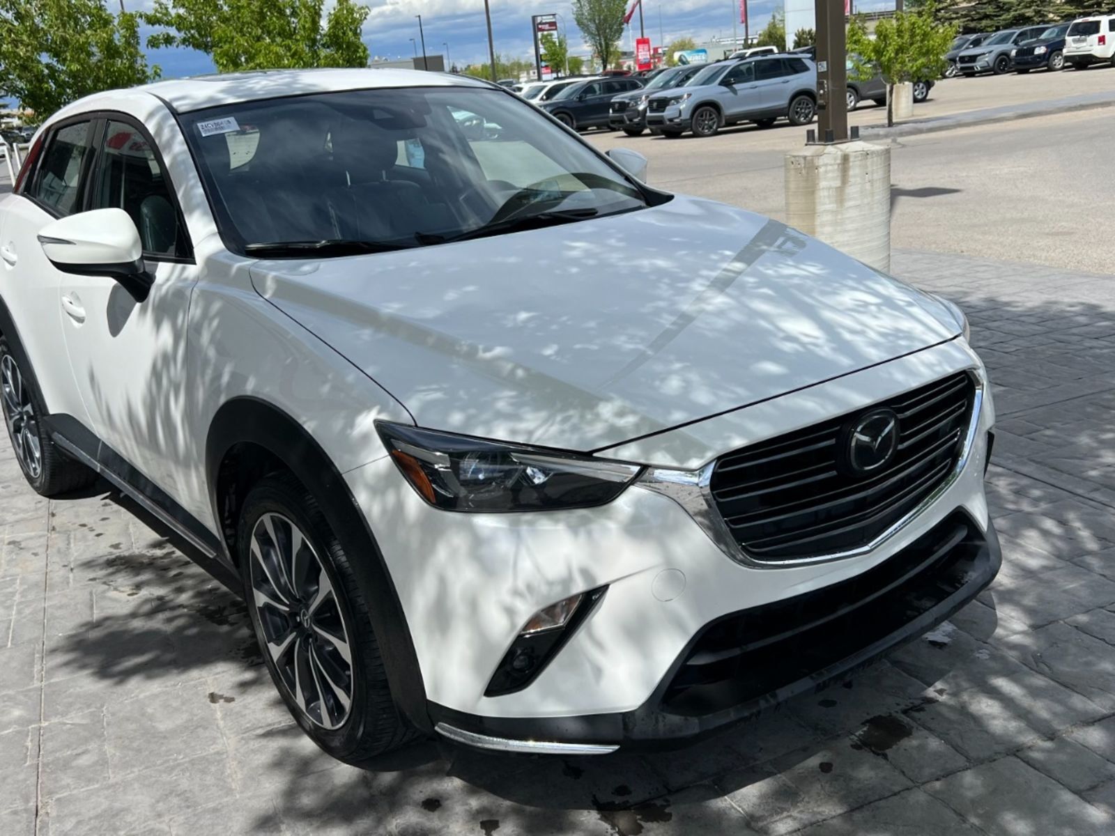 2020 Mazda CX-3 GT | Local, One Owner: Leather, Sunroof, Fully loa