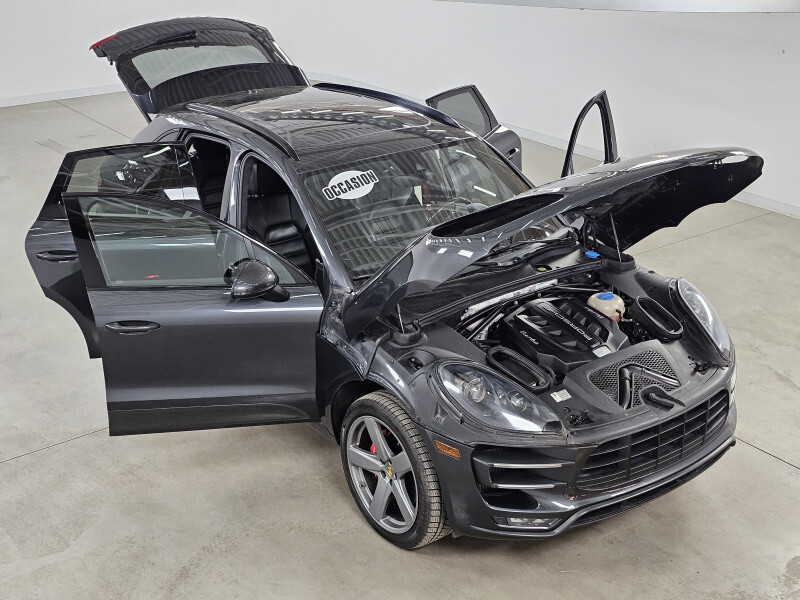 2017 Porsche Macan 	TURBO 3.6T 400 HP VEHICULE CANADIEN NON ACCIDENTE