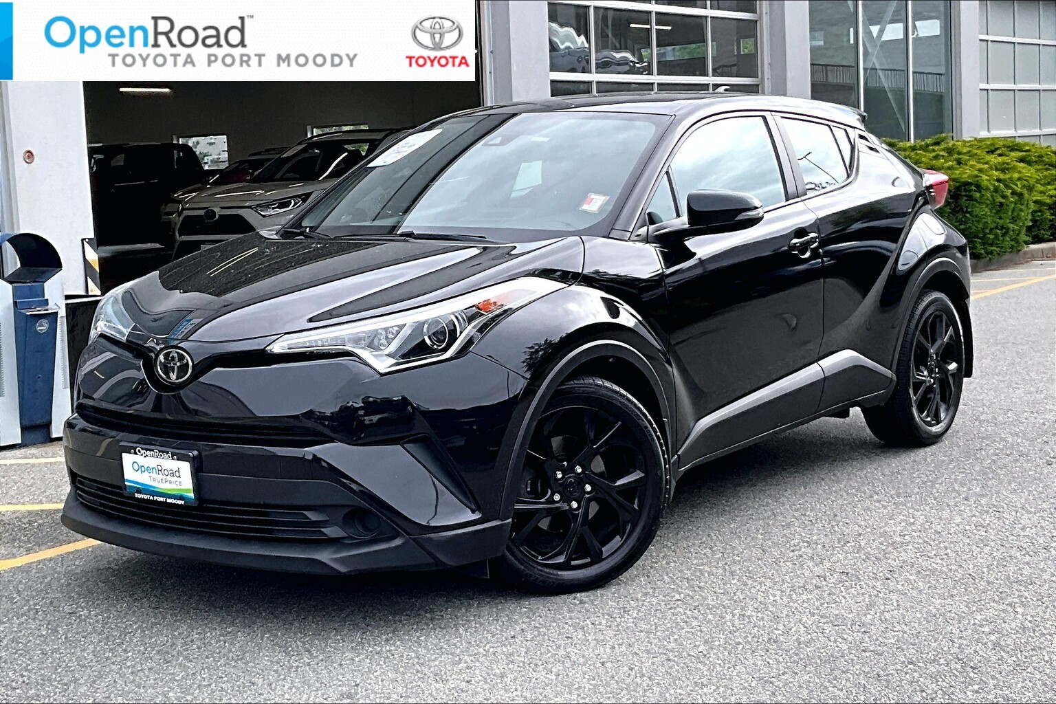 2018 Toyota C-HR XLE |OpenRoad True Price |Local |One Owner |Servic