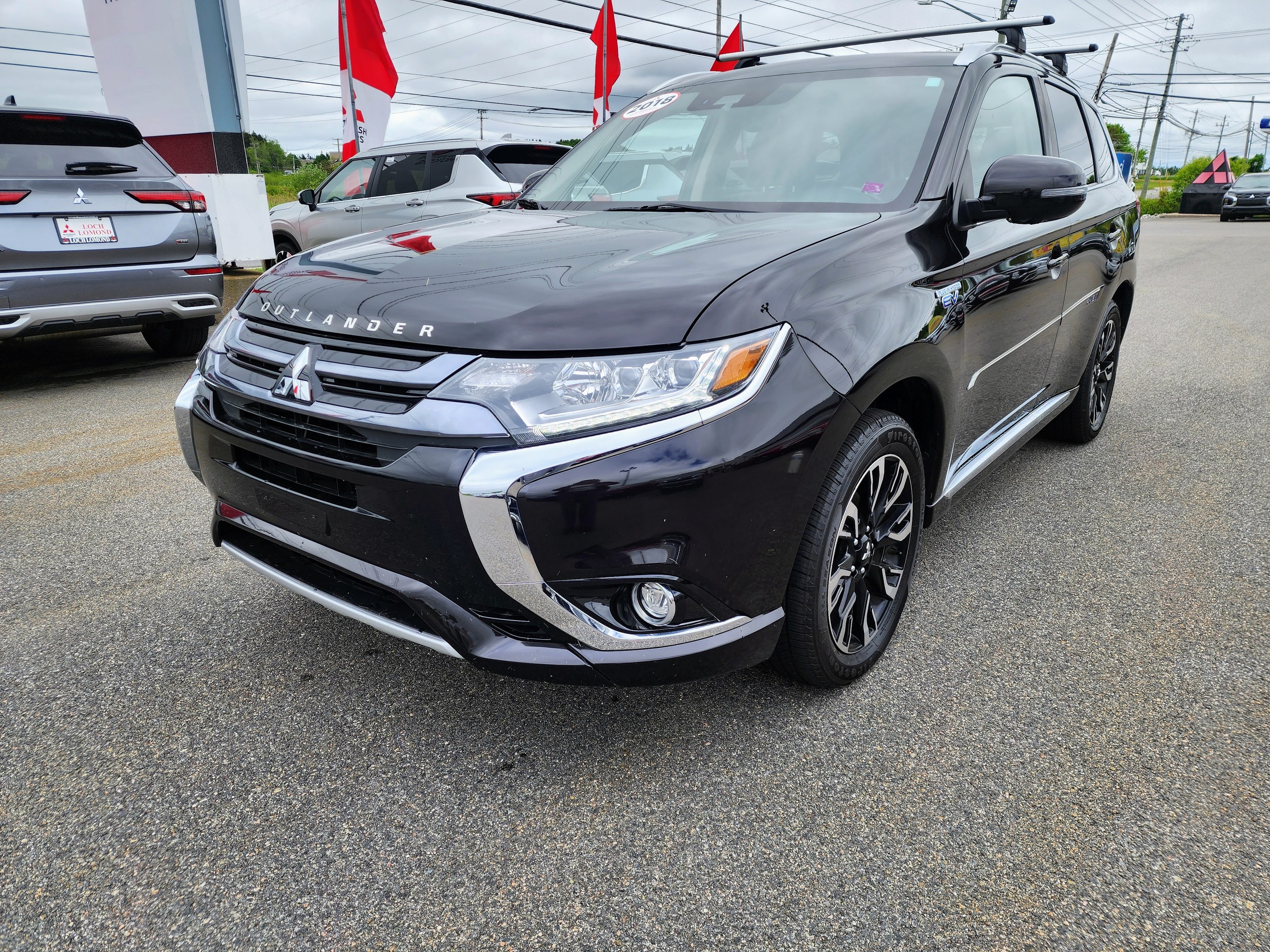 2018 Mitsubishi Outlander PHEV GT |  Super AWC | Loaded with Leather