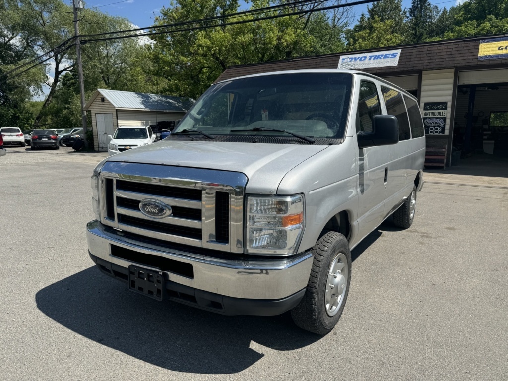 2010 Ford Econoline XLT
