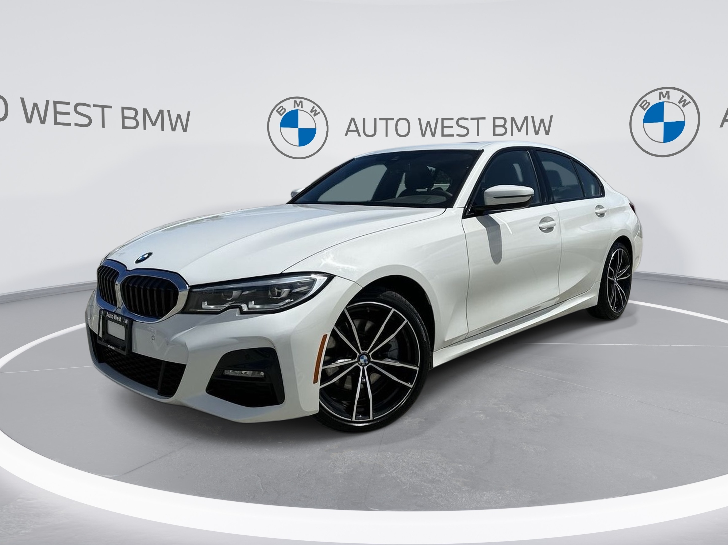 2020 BMW 3 Series 330i xDrive | Premium Essential