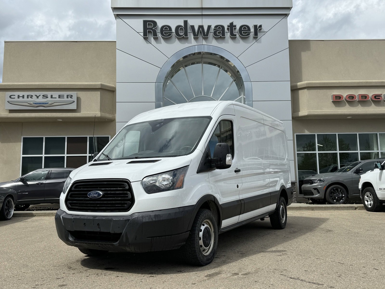 2019 Ford Transit Van T250 Full-Size Cargo Van RWD | V6 | 148IN Med Roof
