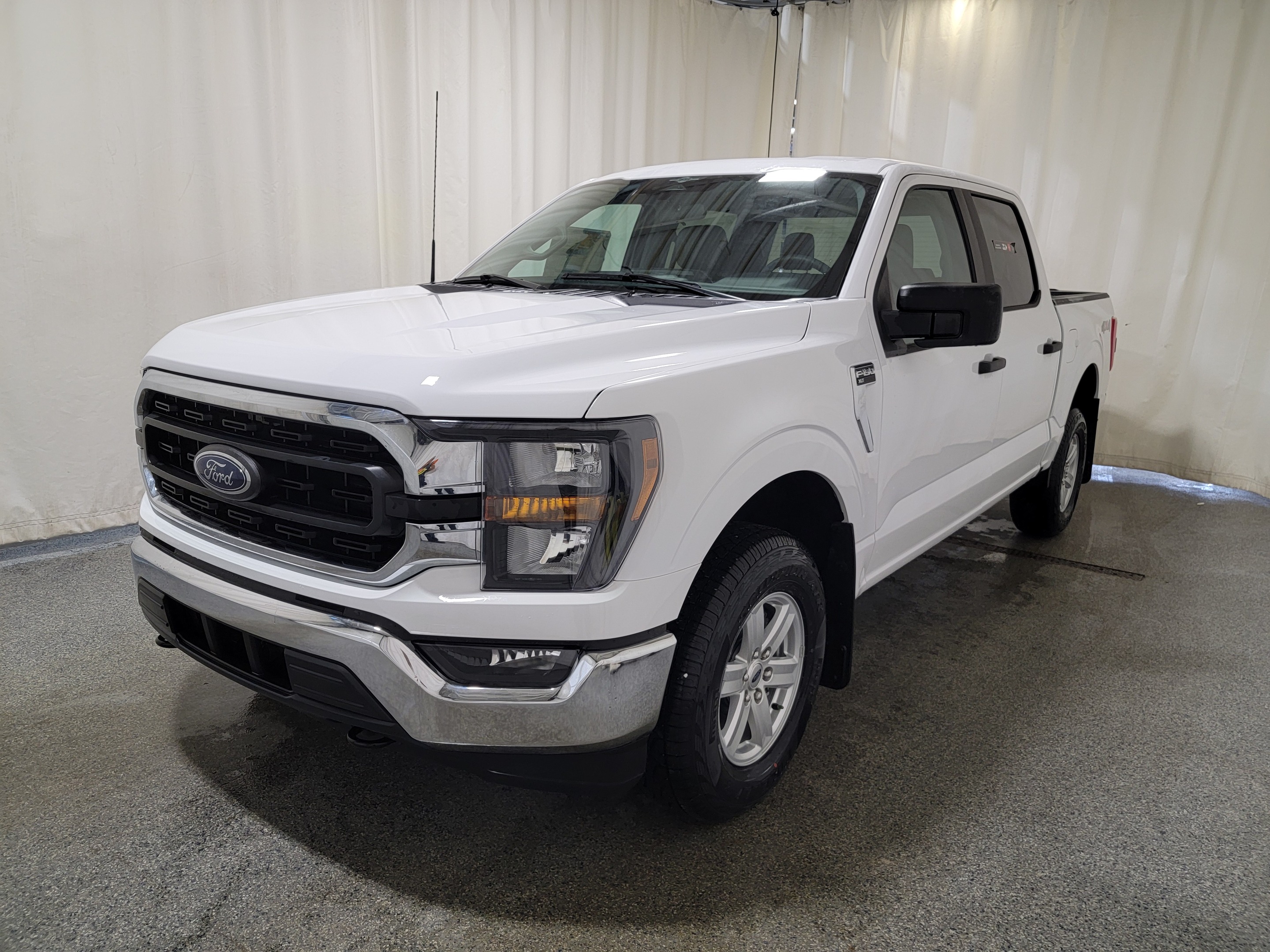 2023 Ford F-150 XLT W/ TRAILER TOW PACKAGE