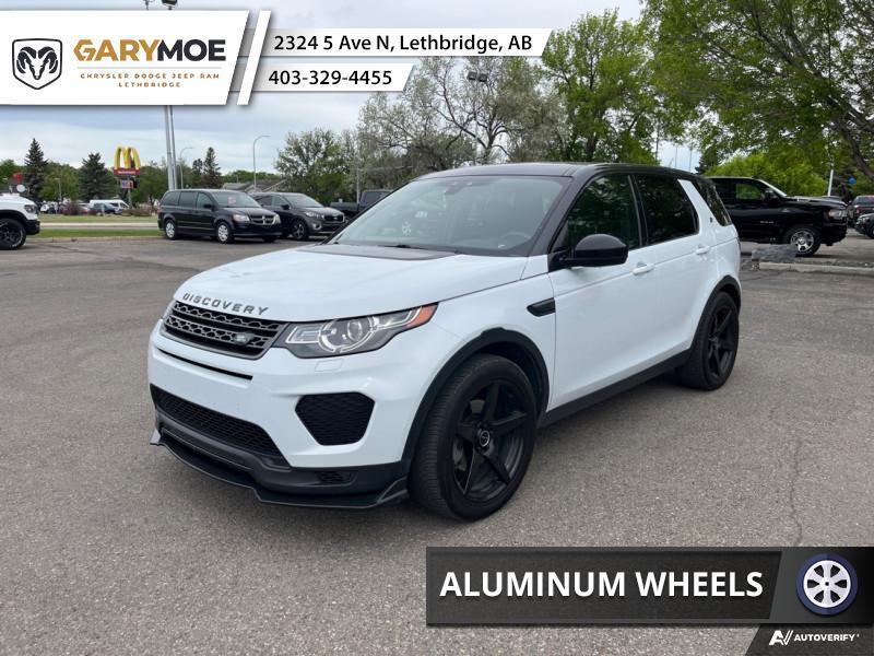 2019 Land Rover Discovery Sport Landmark AWD  Navigation, Sunroof, Heated Leather 