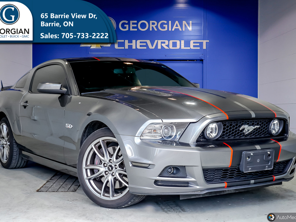2013 Ford Mustang GT | 6 SPEED MANUAL | REAR VIEW CAMERA W/PARKING S