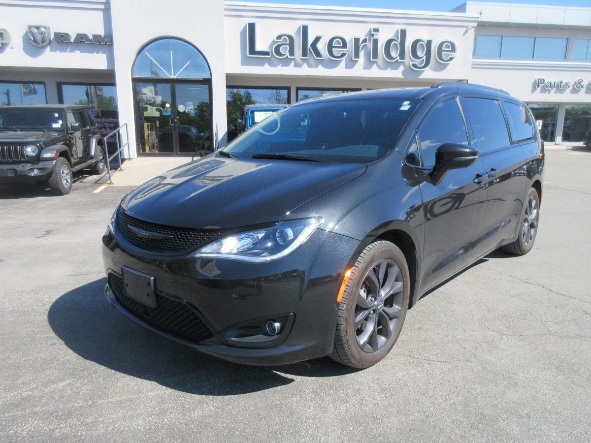 2020 Chrysler Pacifica Limited S