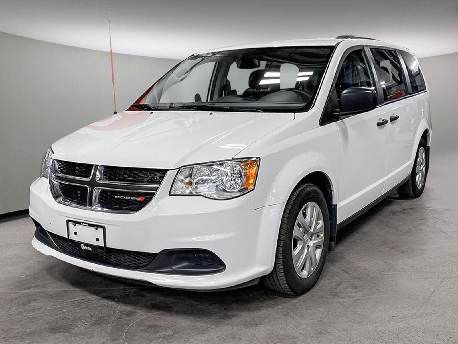 2019 Dodge Grand Caravan Canada Value Package w/ Third Row Seating, Backup 
