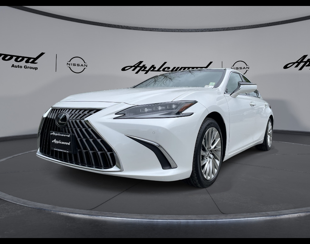 2023 Lexus ES 300h Ultra Luxury Package - Hybrid, No Accident, Local!