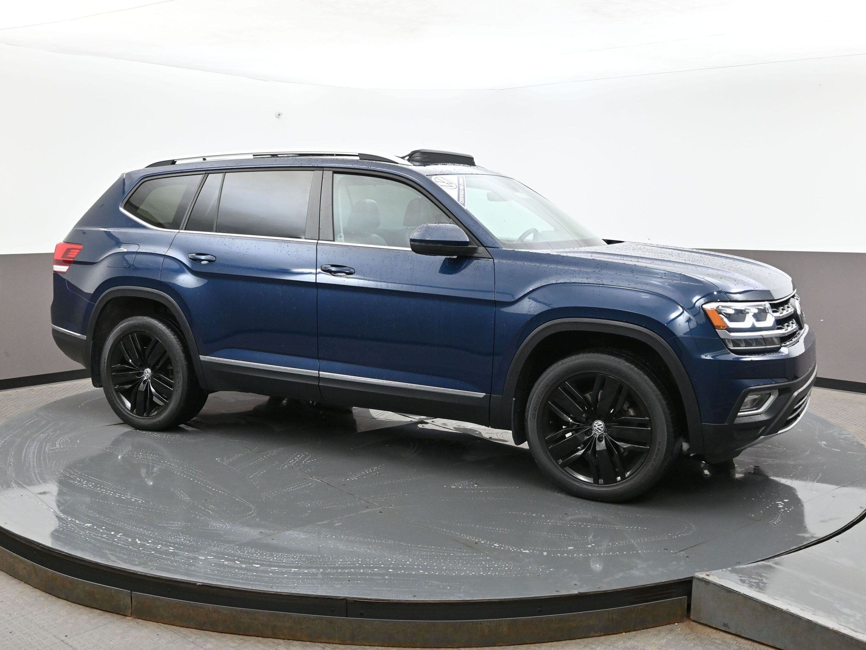 2019 Volkswagen Atlas HIGHLINE 3.6L 4-MOTION 7 seater - AWD with leather