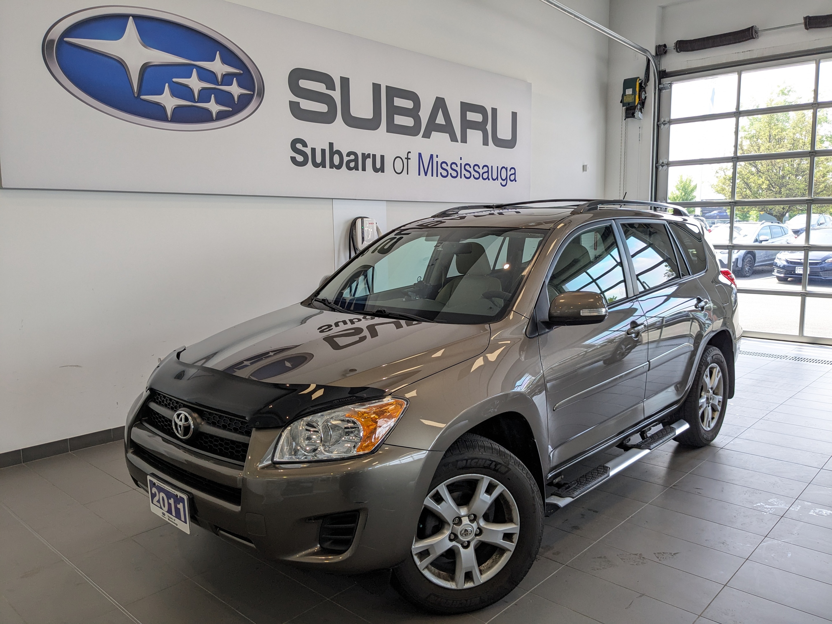 2011 Toyota RAV4 1 OWNER | CLEAN CARFAX | NAVI | SOLD ASIS |SUNROOF