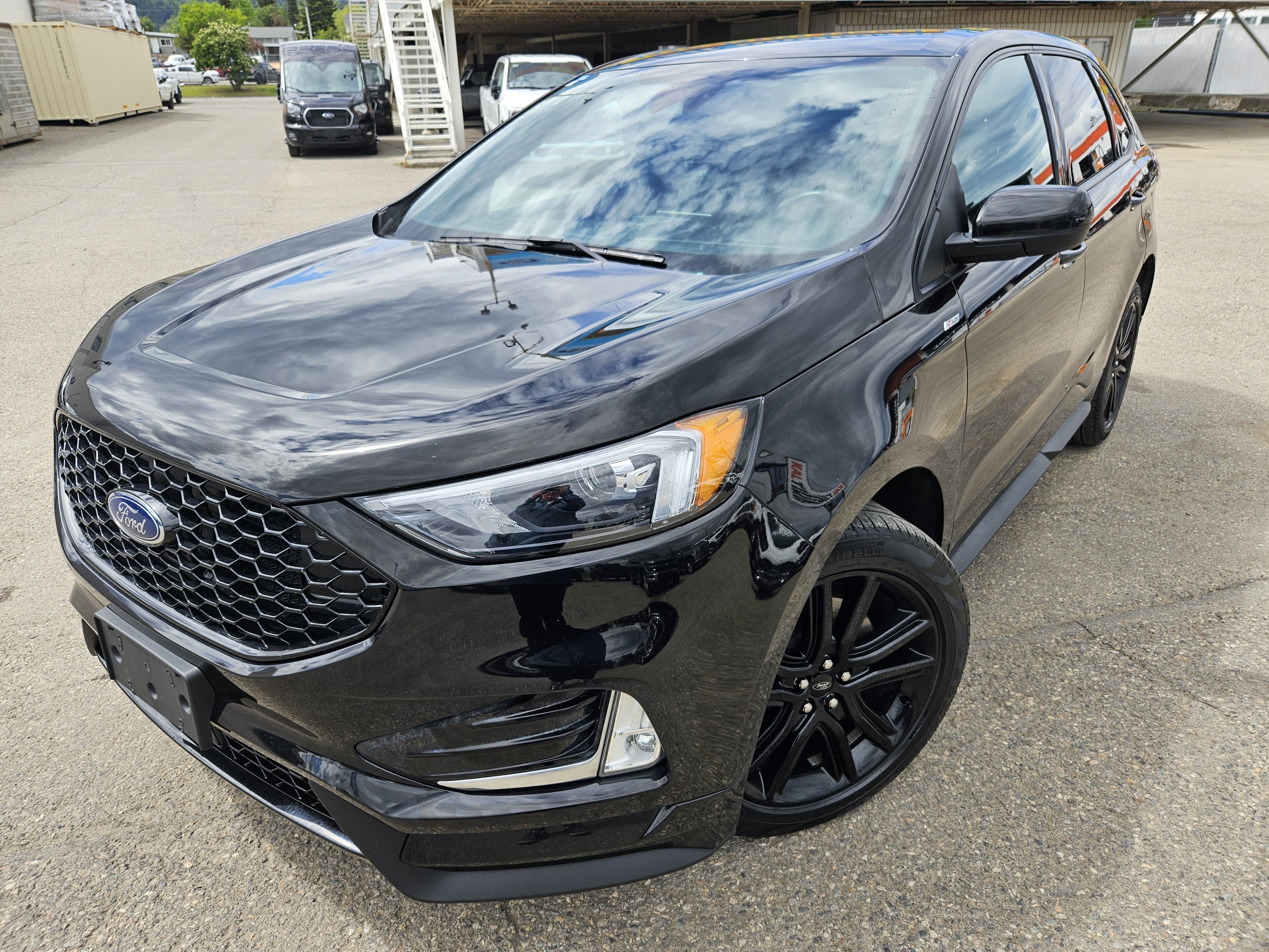 2021 Ford Edge ST-Line | Cold Weather/Class II Trailer Package 
