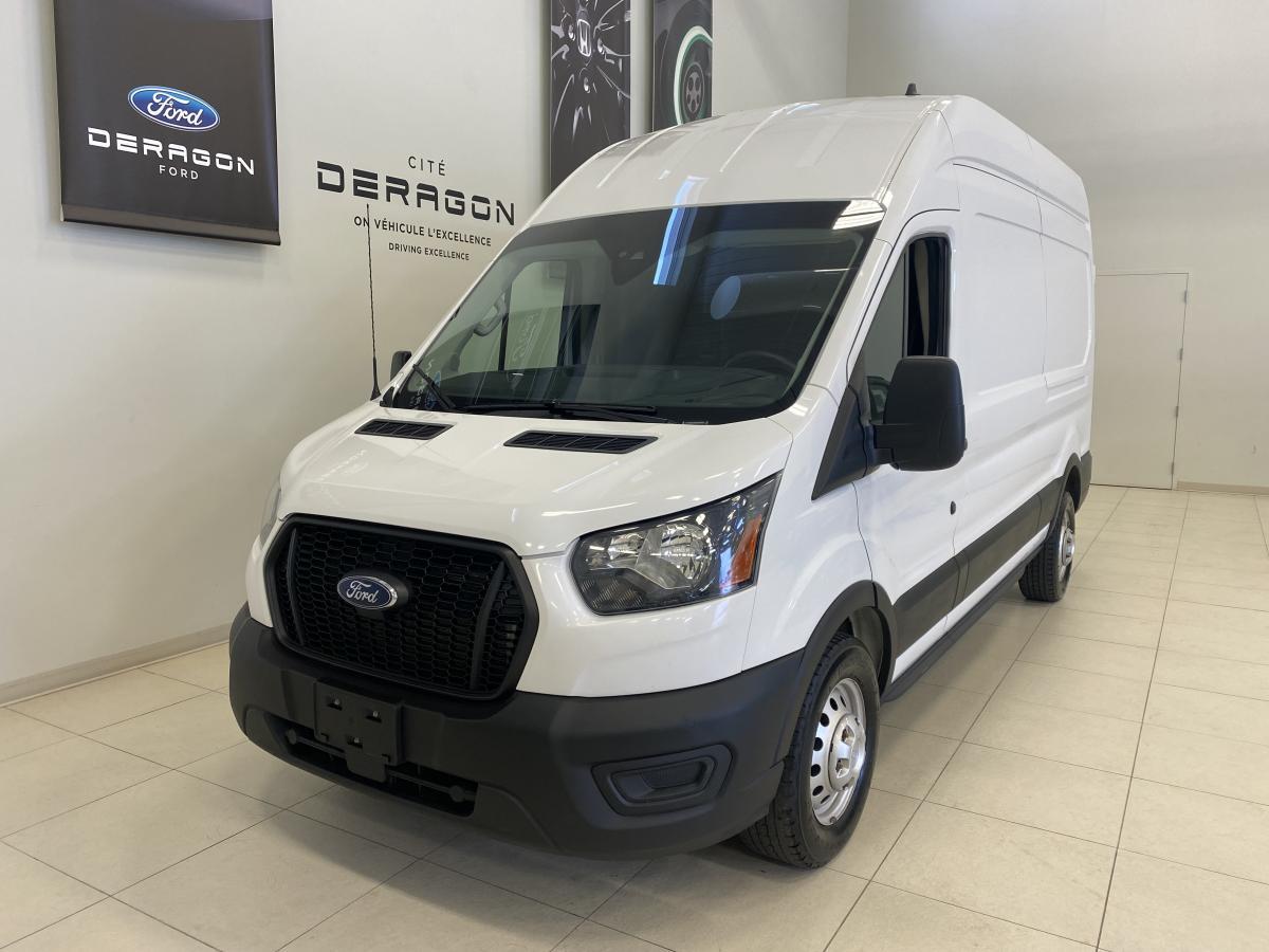 2022 Ford Transit Cargo Van T-250 AWD TOIT HAUT 148 po PNBV de 9 070 lb